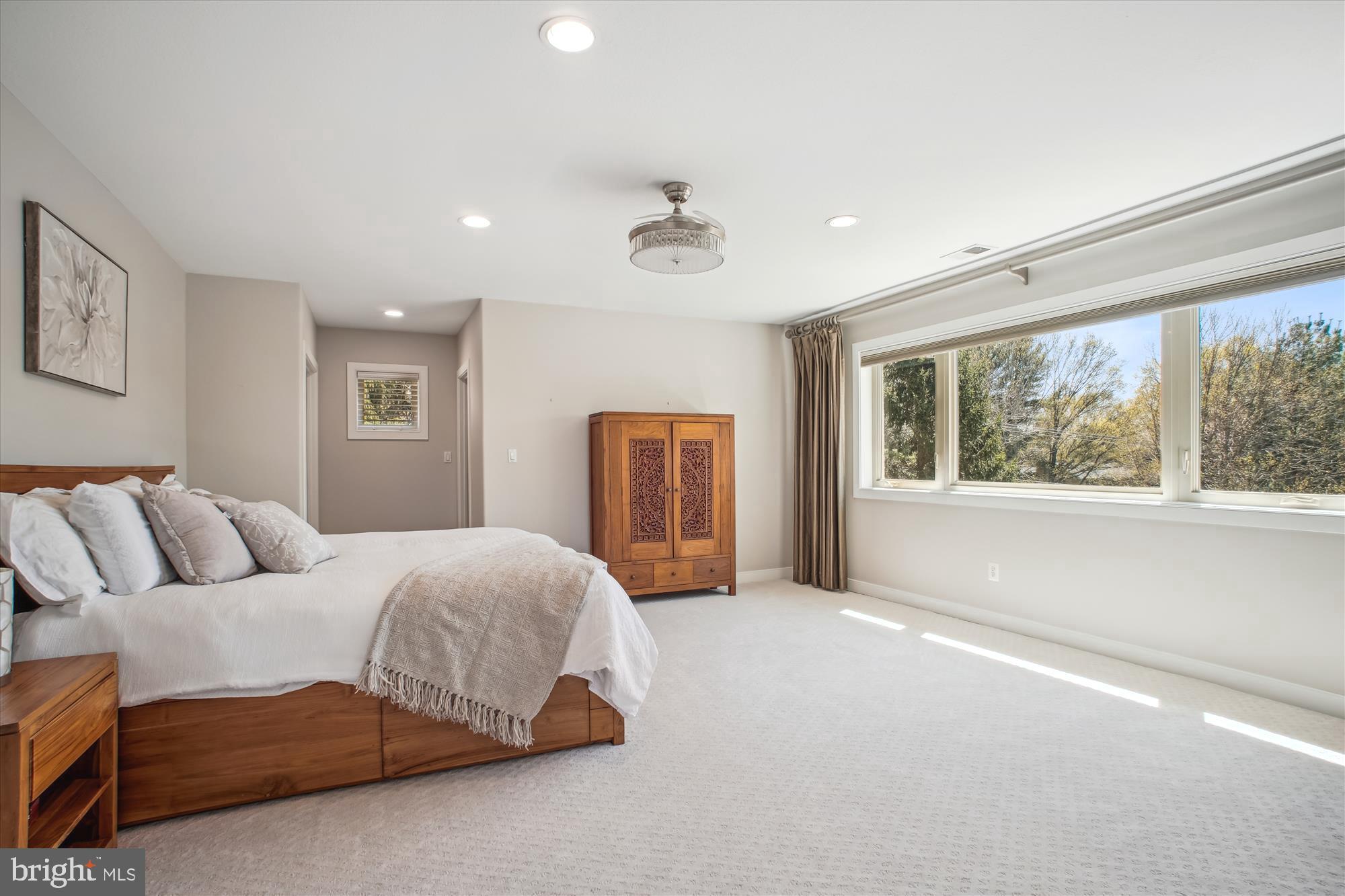 ESTATES AT LOWES - Residential