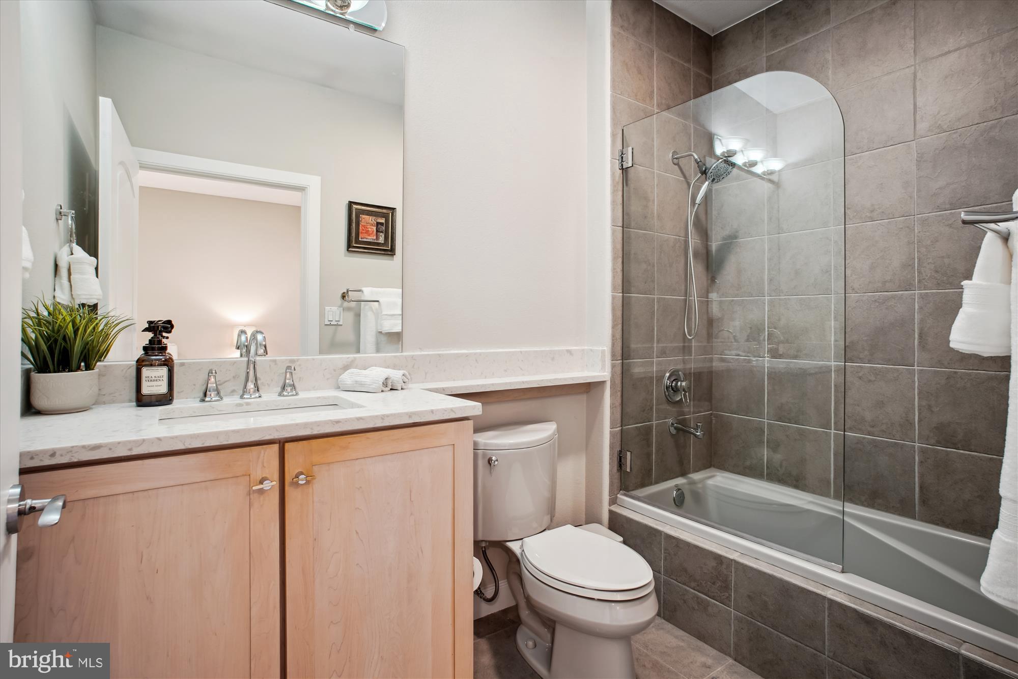 ESTATES AT LOWES - Residential