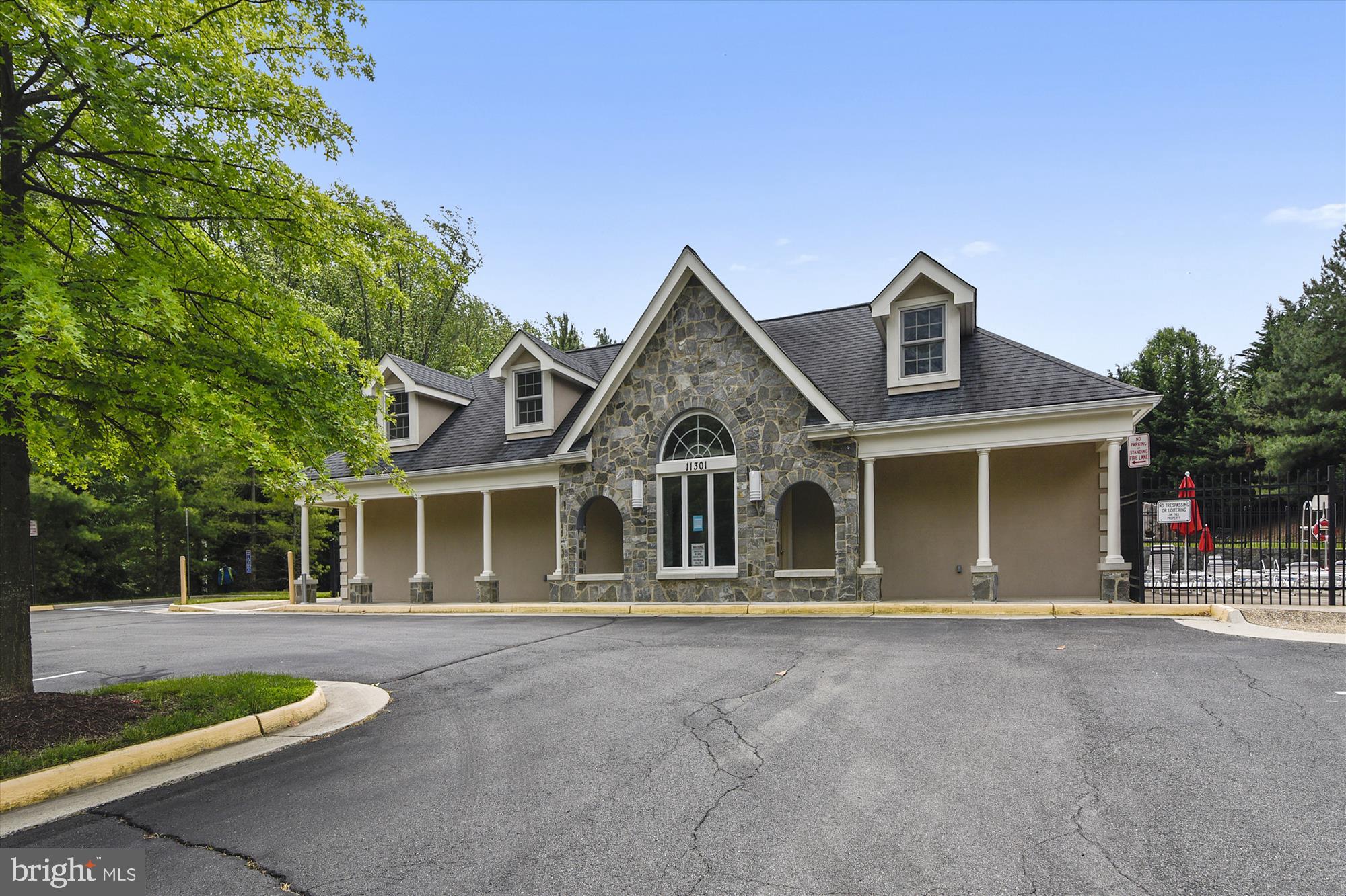 ESTATES AT LOWES - Residential