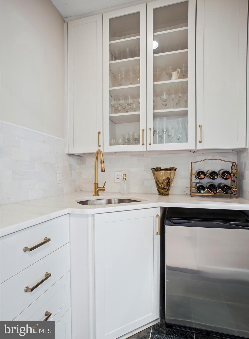 ESTATES AT LOWES - Residential