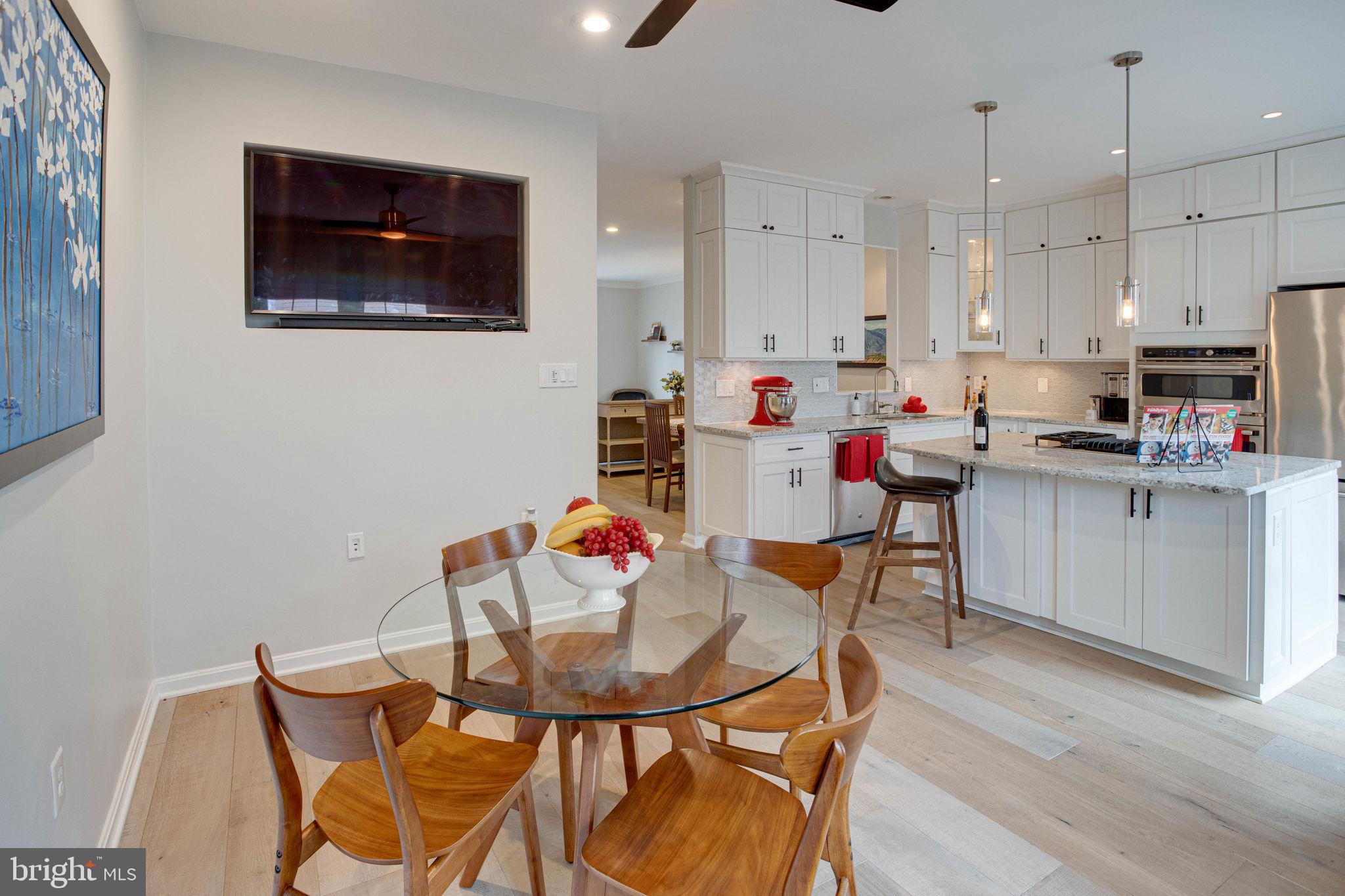 RANDOM HILLS LAND BAY - Residential