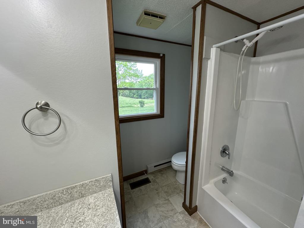 HAMILTON TWP - Residential Lease