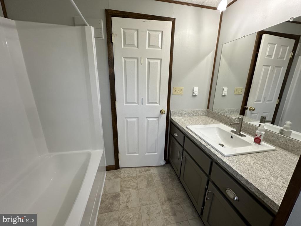 HAMILTON TWP - Residential Lease