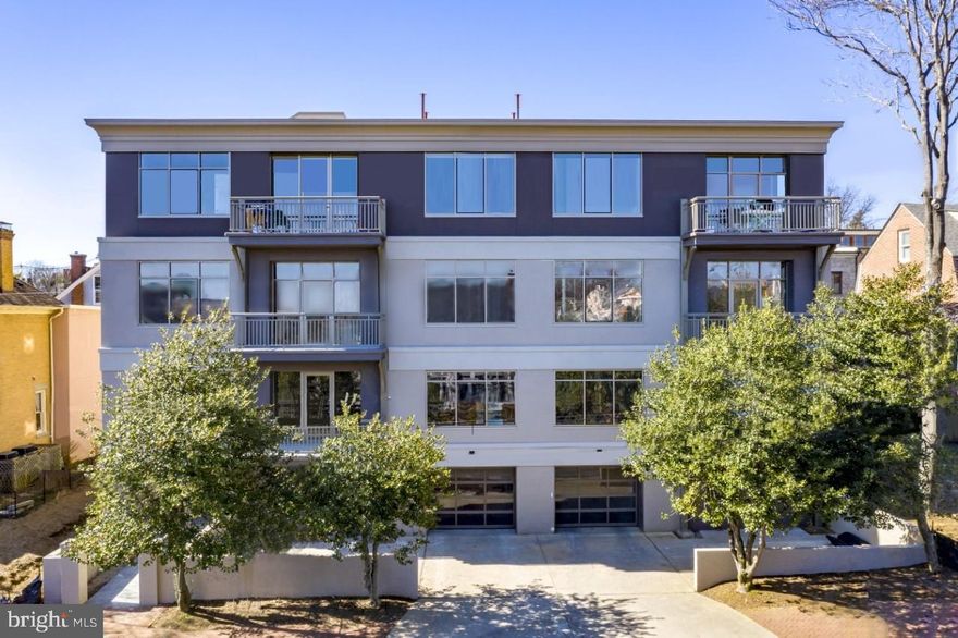 51 Franklin is an architecturally re-imagined and uniquely created group of single floor residential condominiums located in the heart of Murray Hill and the city's historic district and easy walking to Main St and the West St Arts District.  Developed by John Pilli & constructed by Gate One custom builders, this exquisite group of residences provides a perfect mix of traditional and contemporary design which can be customized to the buyer's every desire, well beyond the 10' ceilings, expansive windows, sliders and large balconies. Standard high-end finishes include hardwood flooring, Caesarstone counter tops, Omega cabinetry, Thermador appliances, & gas cooking. California Closets in all bedrooms, pantry and coat closet included.  Beautiful designer hand-selected lighting and plumbing fixtures.  Amenities include elevator, rooftop terrace w/views of Spa Creek and city skyline, & secured covered parking with 2 assigned spots per unit.   Extra spot with patio units--park directly in front of your unit!  Extra parking and individual storage units available for purchase. Taxes are estimation only. Only 2 units remaining...hurry.