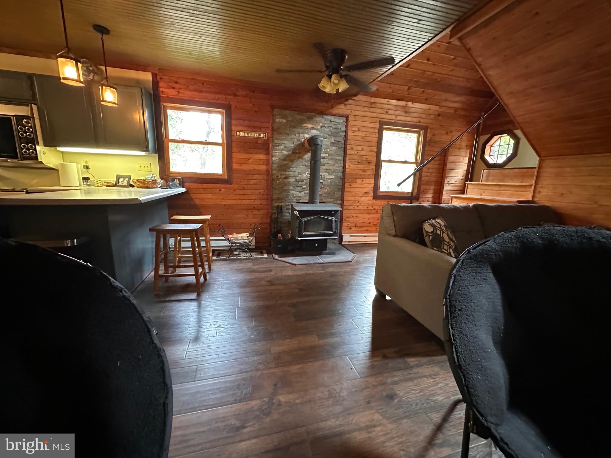 WHITETAIL RIDGE - Residential