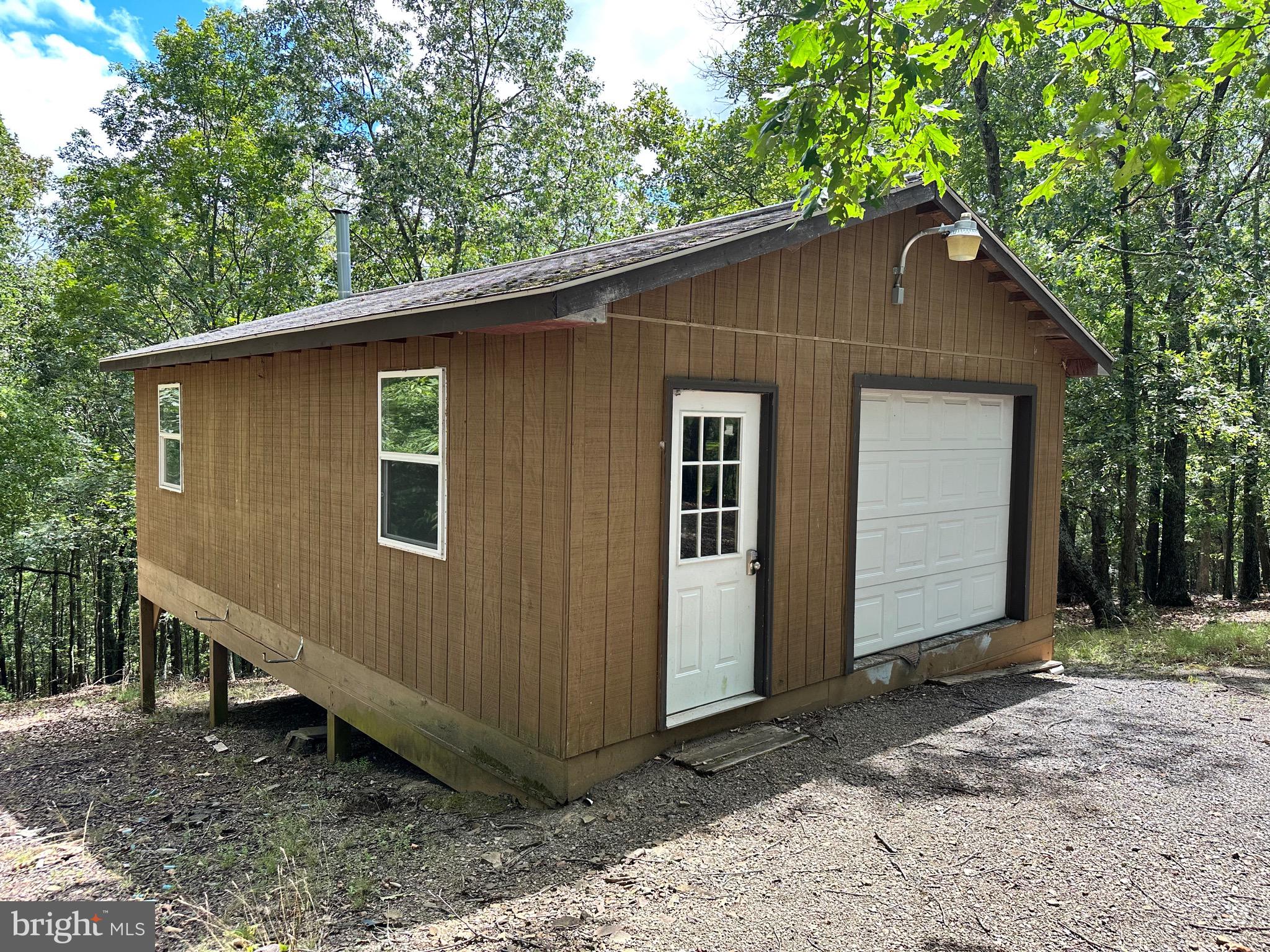 WHITETAIL RIDGE - Residential