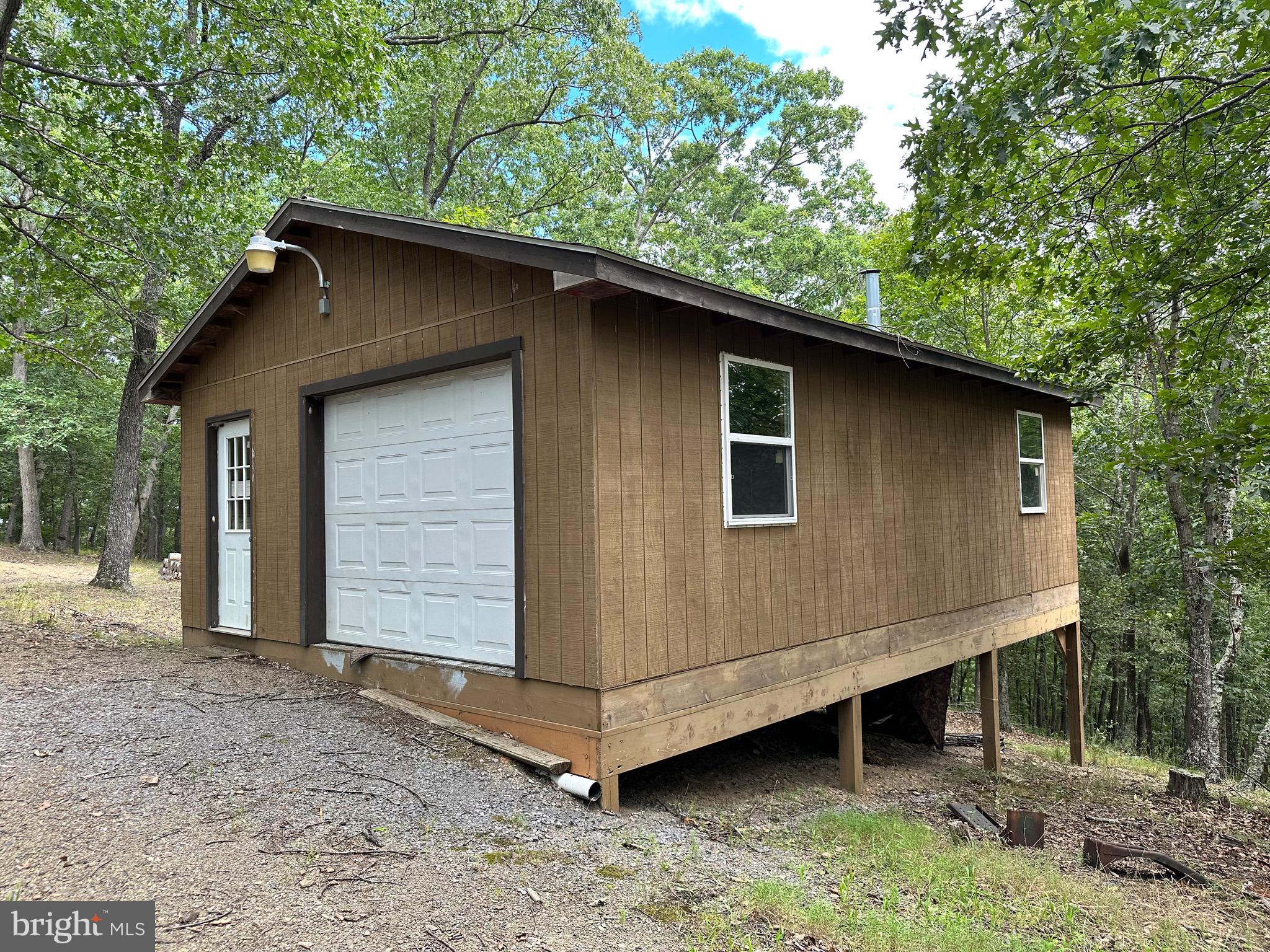 WHITETAIL RIDGE - Residential