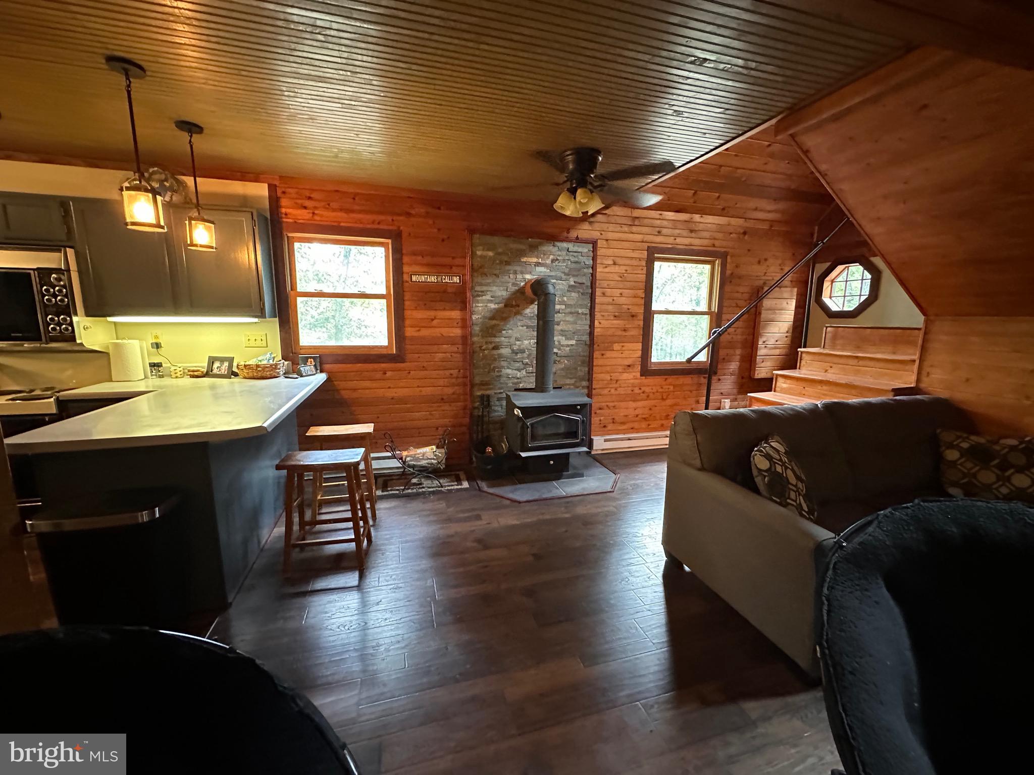 WHITETAIL RIDGE - Residential