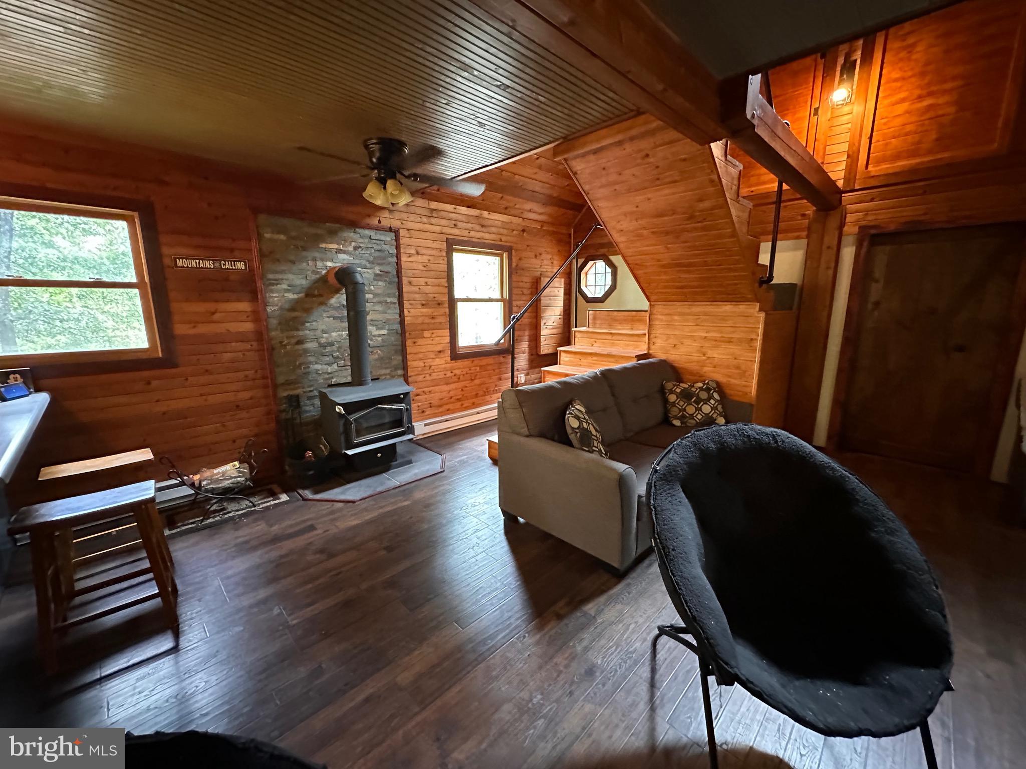 WHITETAIL RIDGE - Residential