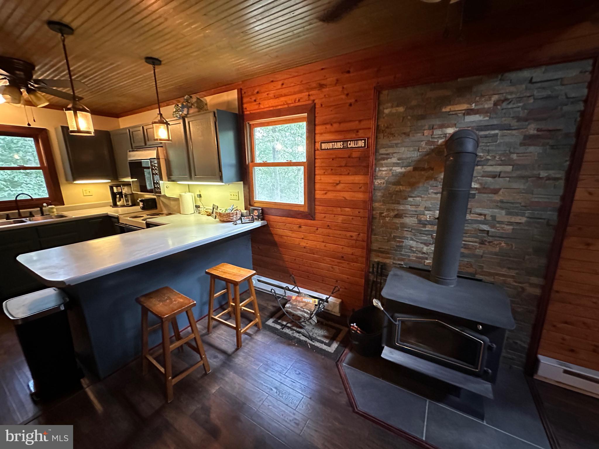 WHITETAIL RIDGE - Residential