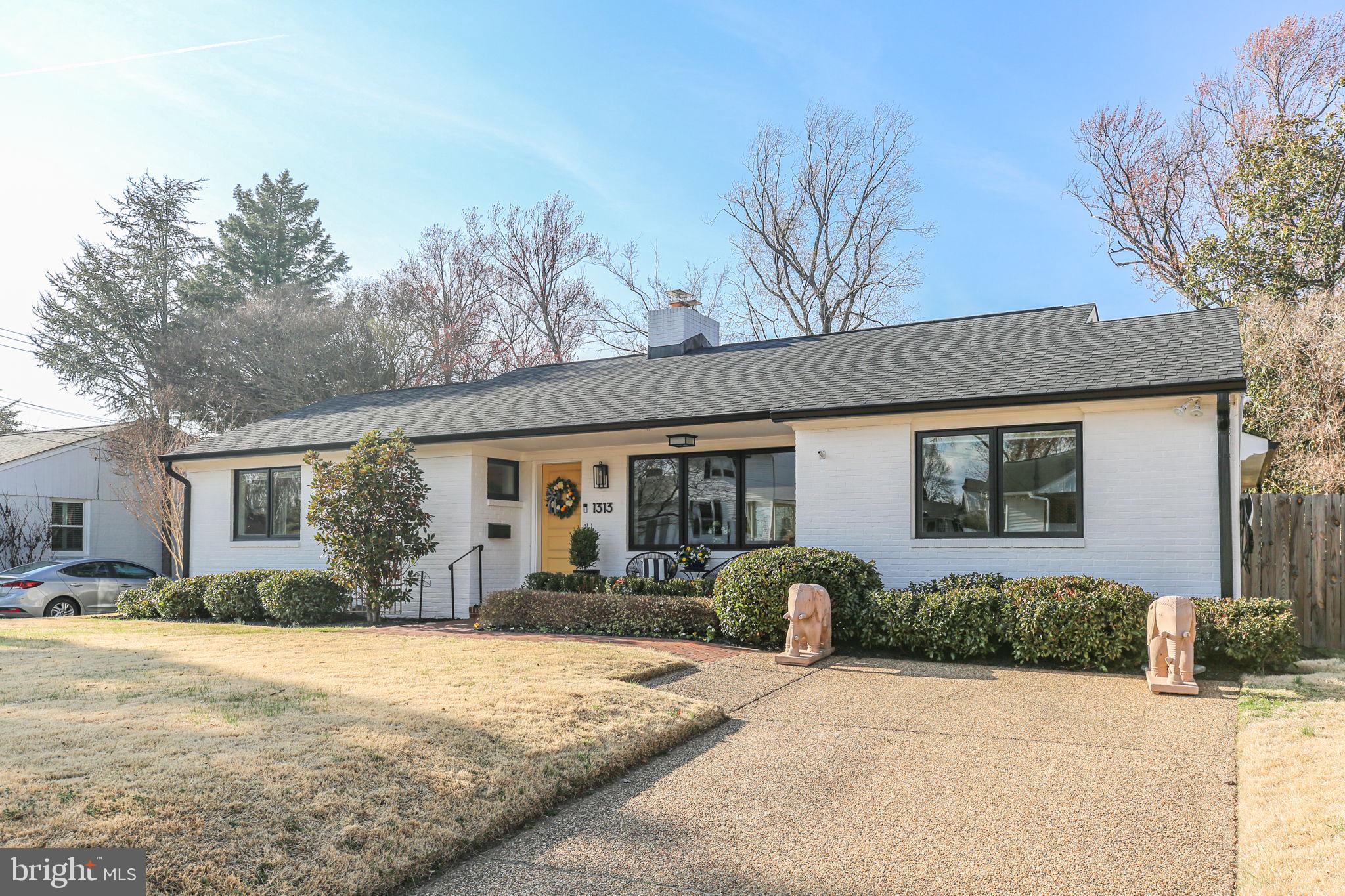 COLLEGE HEIGHTS - Residential