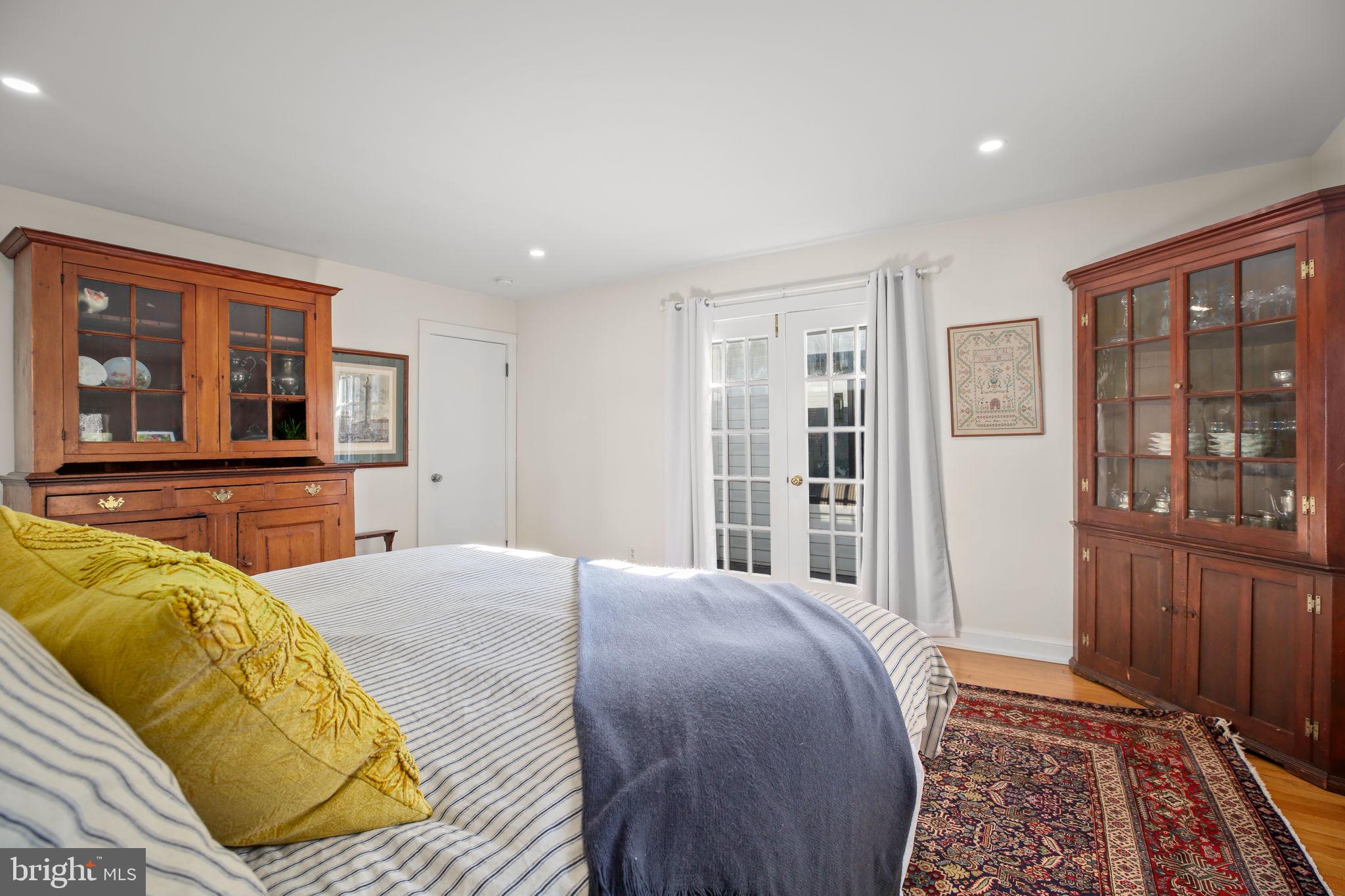 COLLEGE HEIGHTS - Residential