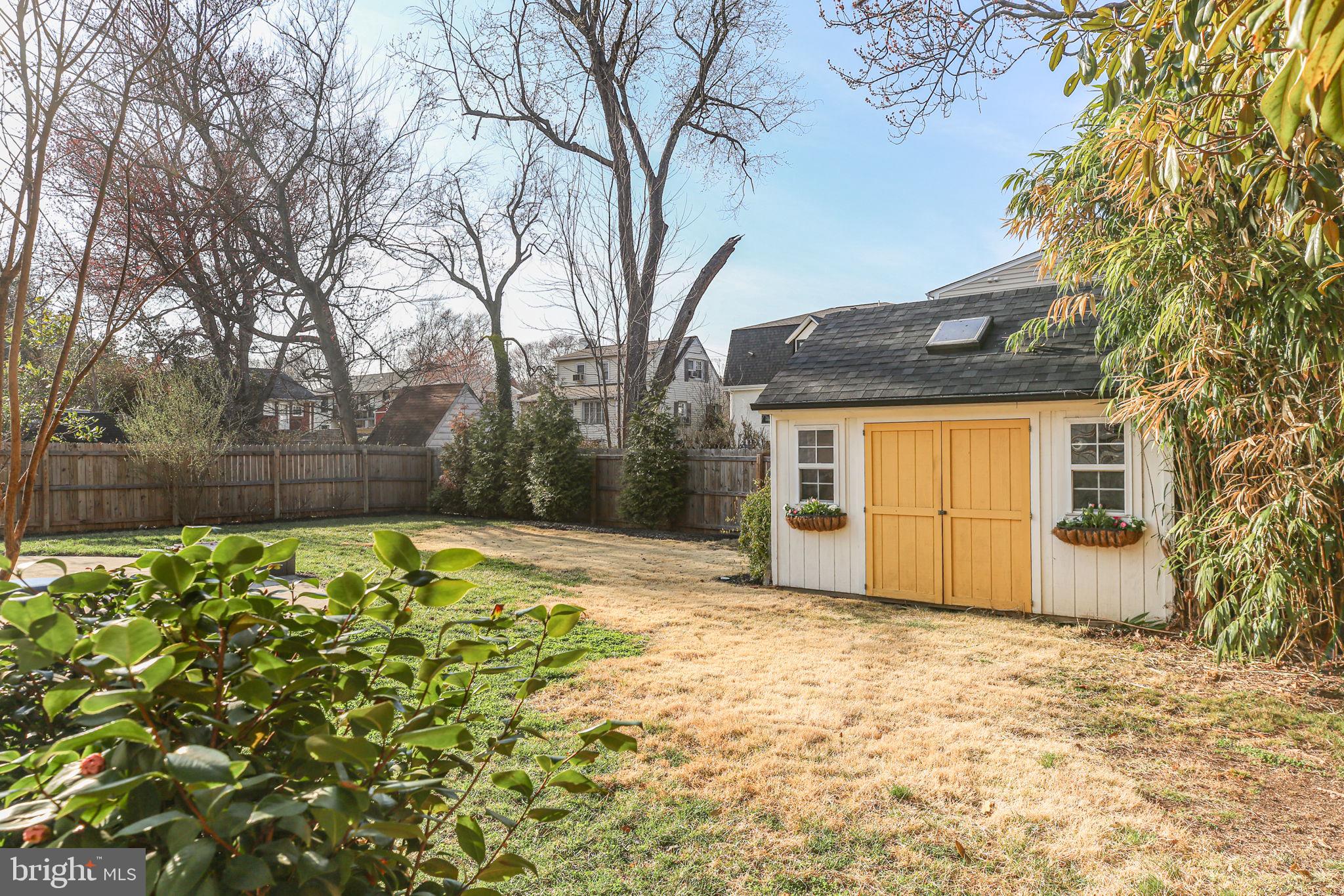 COLLEGE HEIGHTS - Residential