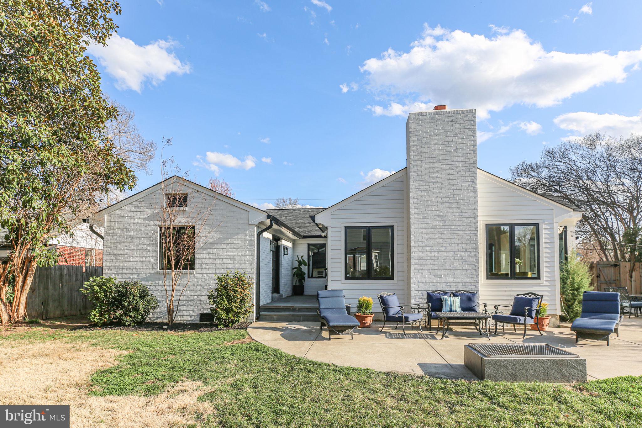 COLLEGE HEIGHTS - Residential