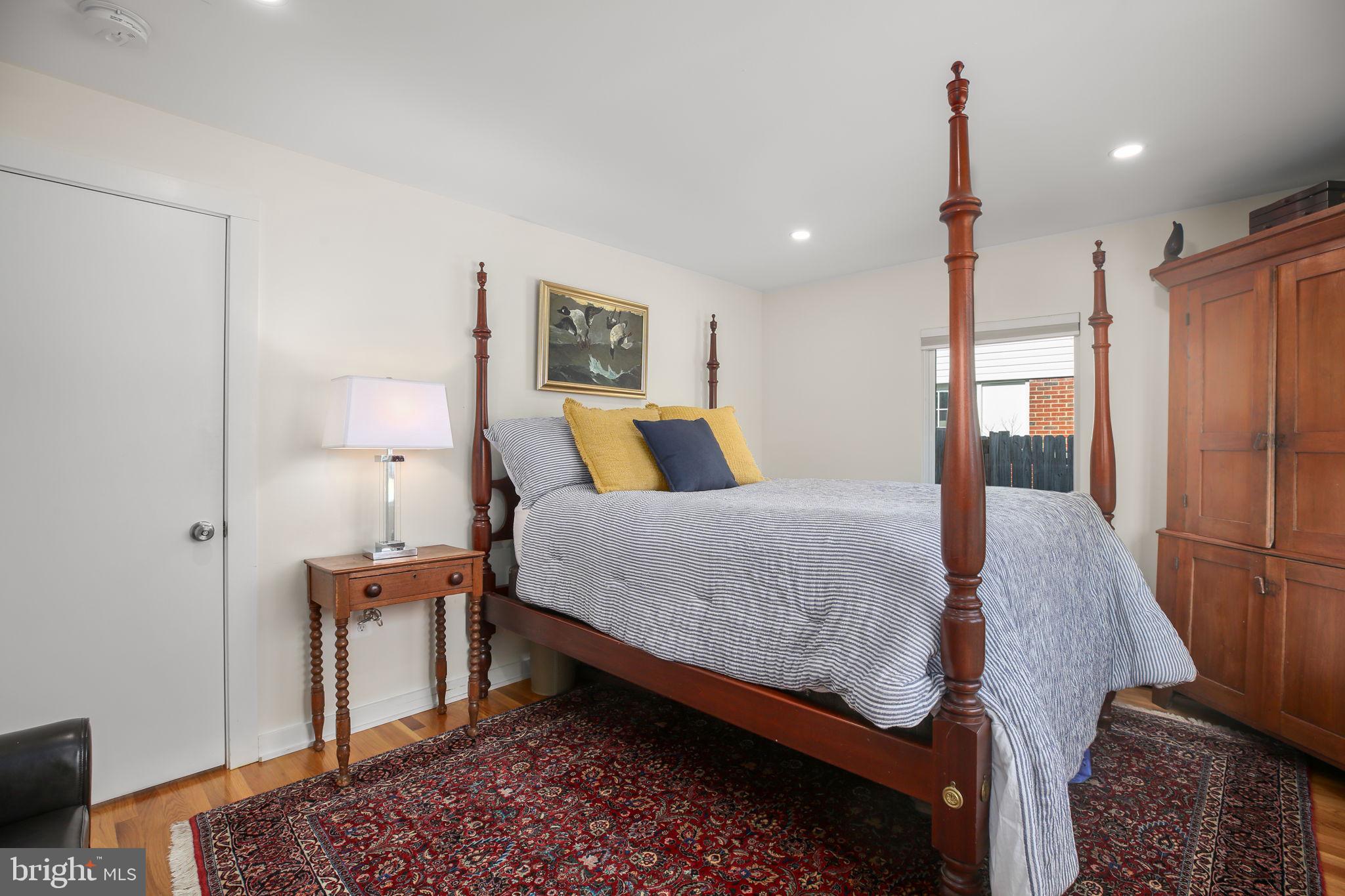 COLLEGE HEIGHTS - Residential