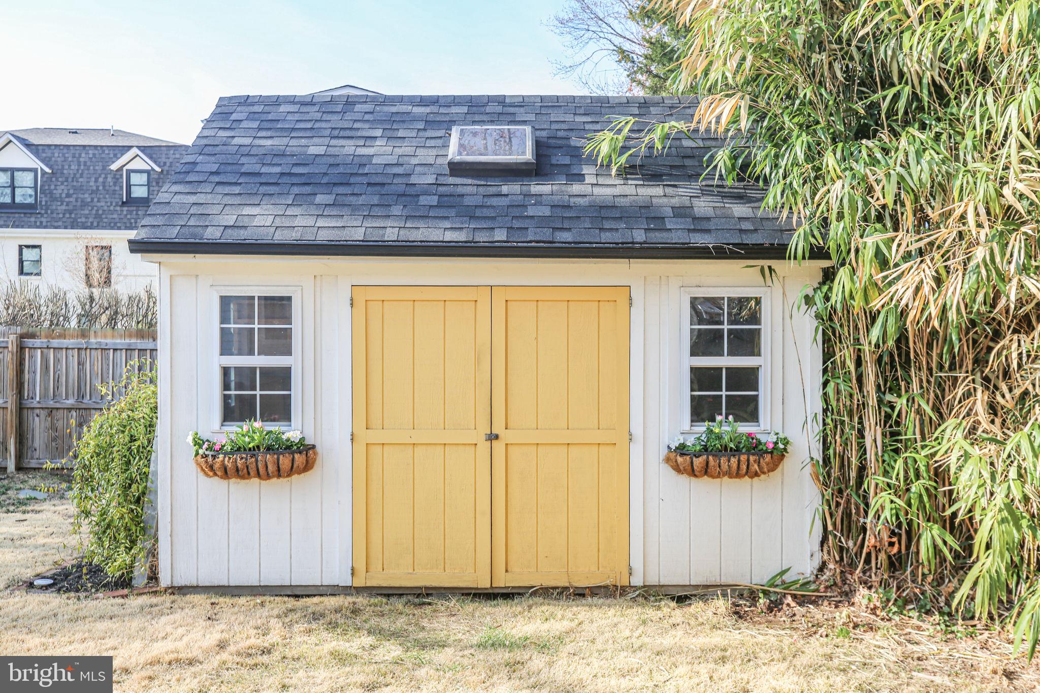 COLLEGE HEIGHTS - Residential