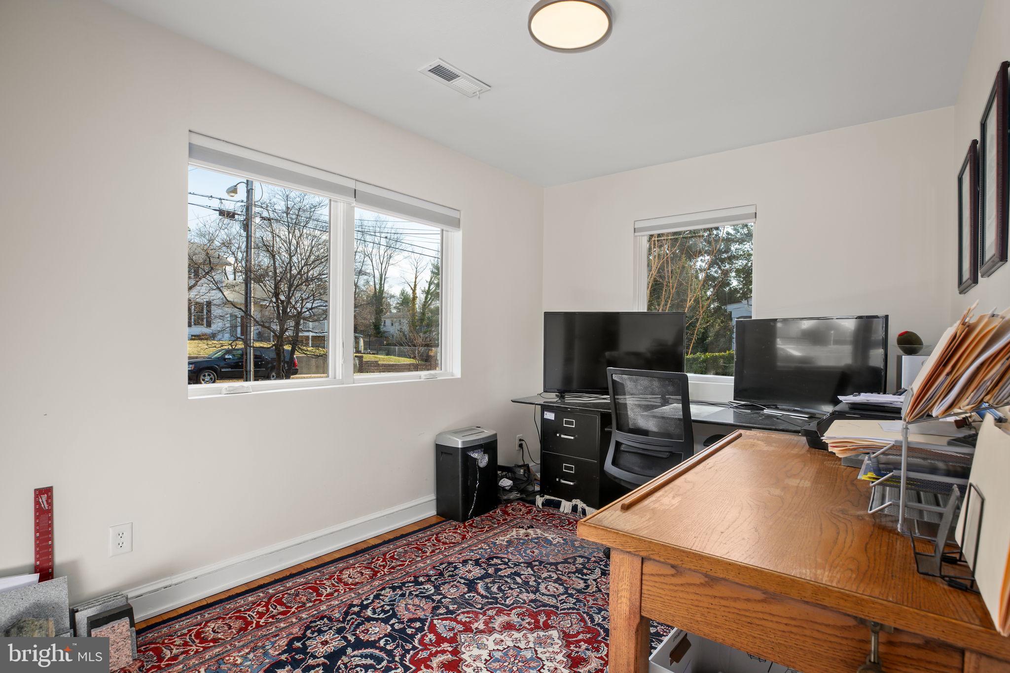 COLLEGE HEIGHTS - Residential