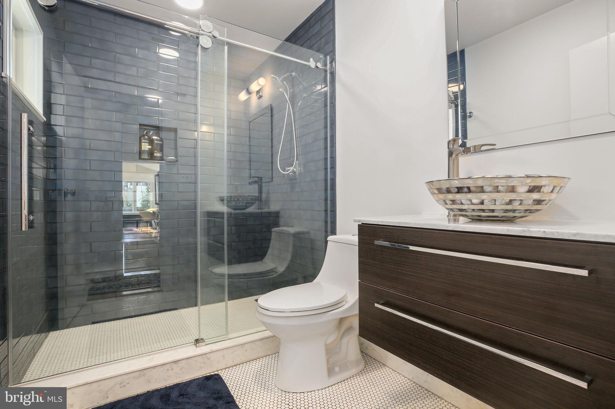 COLLEGE HEIGHTS - Residential