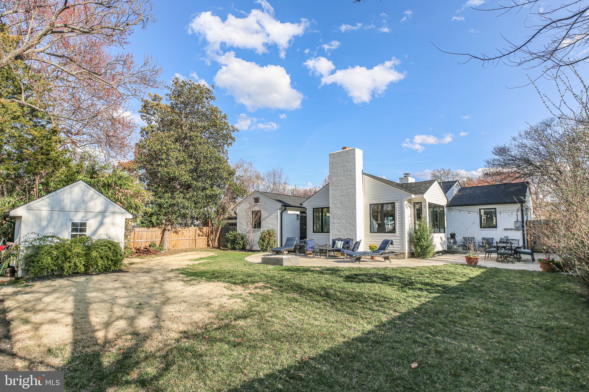 COLLEGE HEIGHTS - Residential