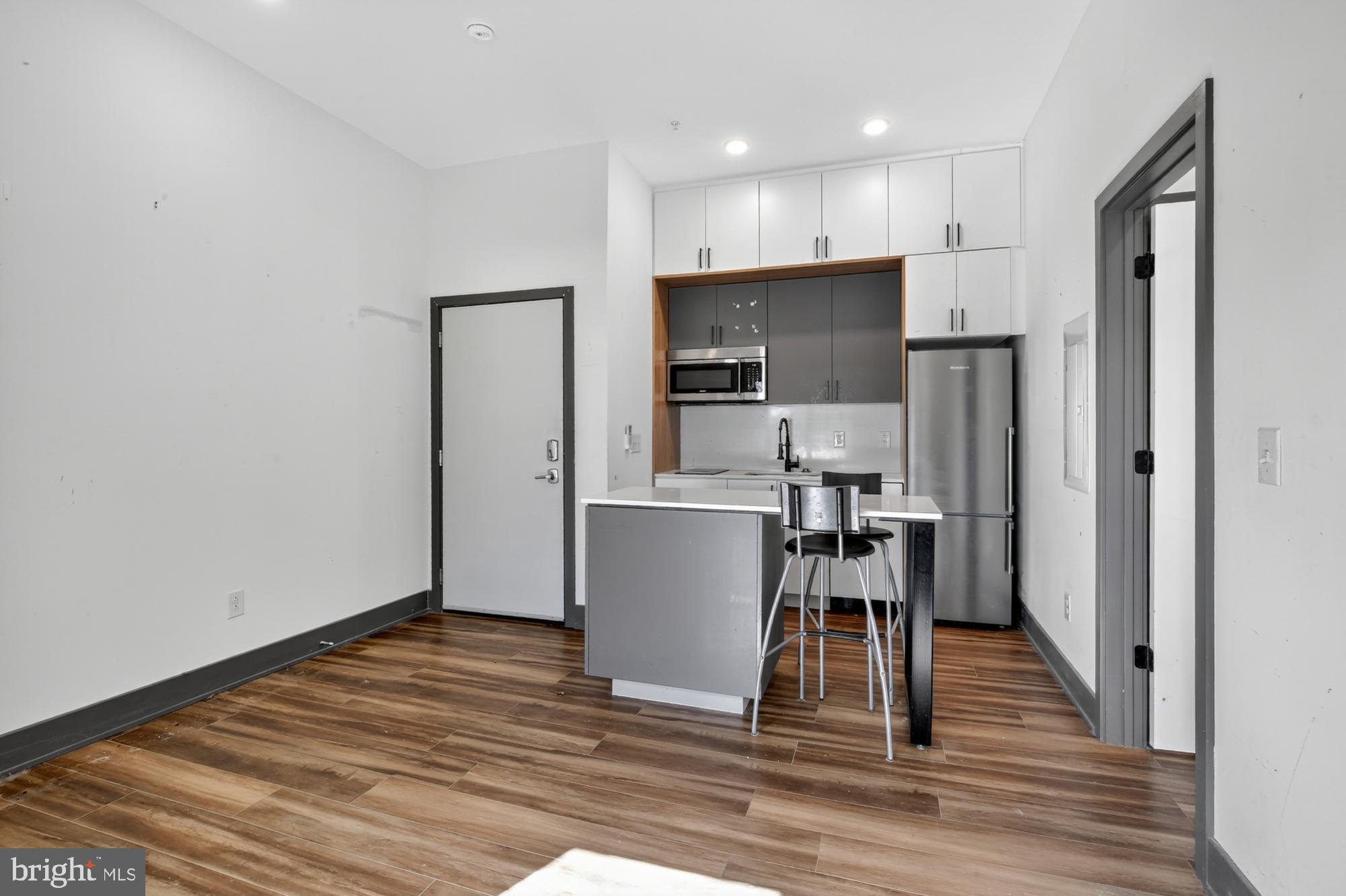 EAST KENSINGTON - Residential Lease