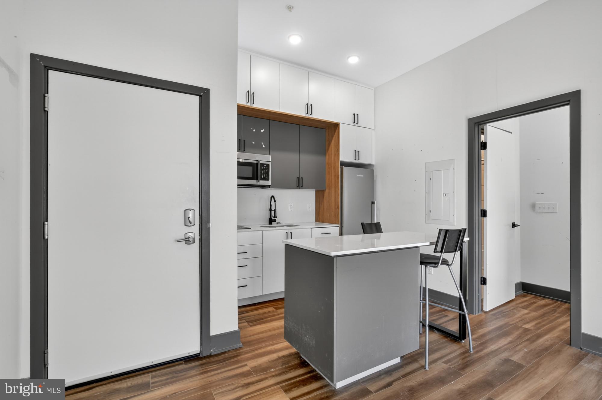 EAST KENSINGTON - Residential Lease