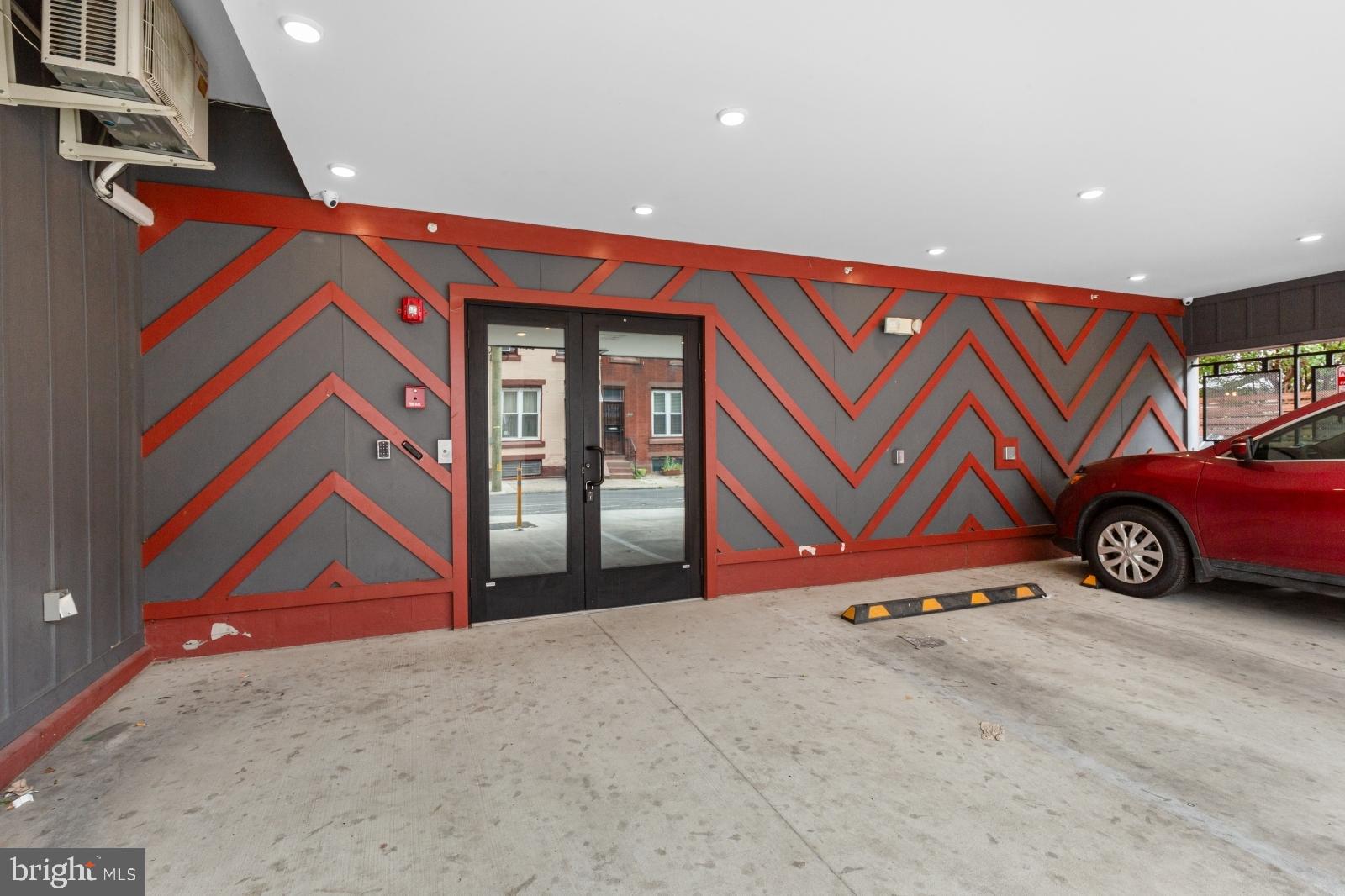 EAST KENSINGTON - Residential Lease