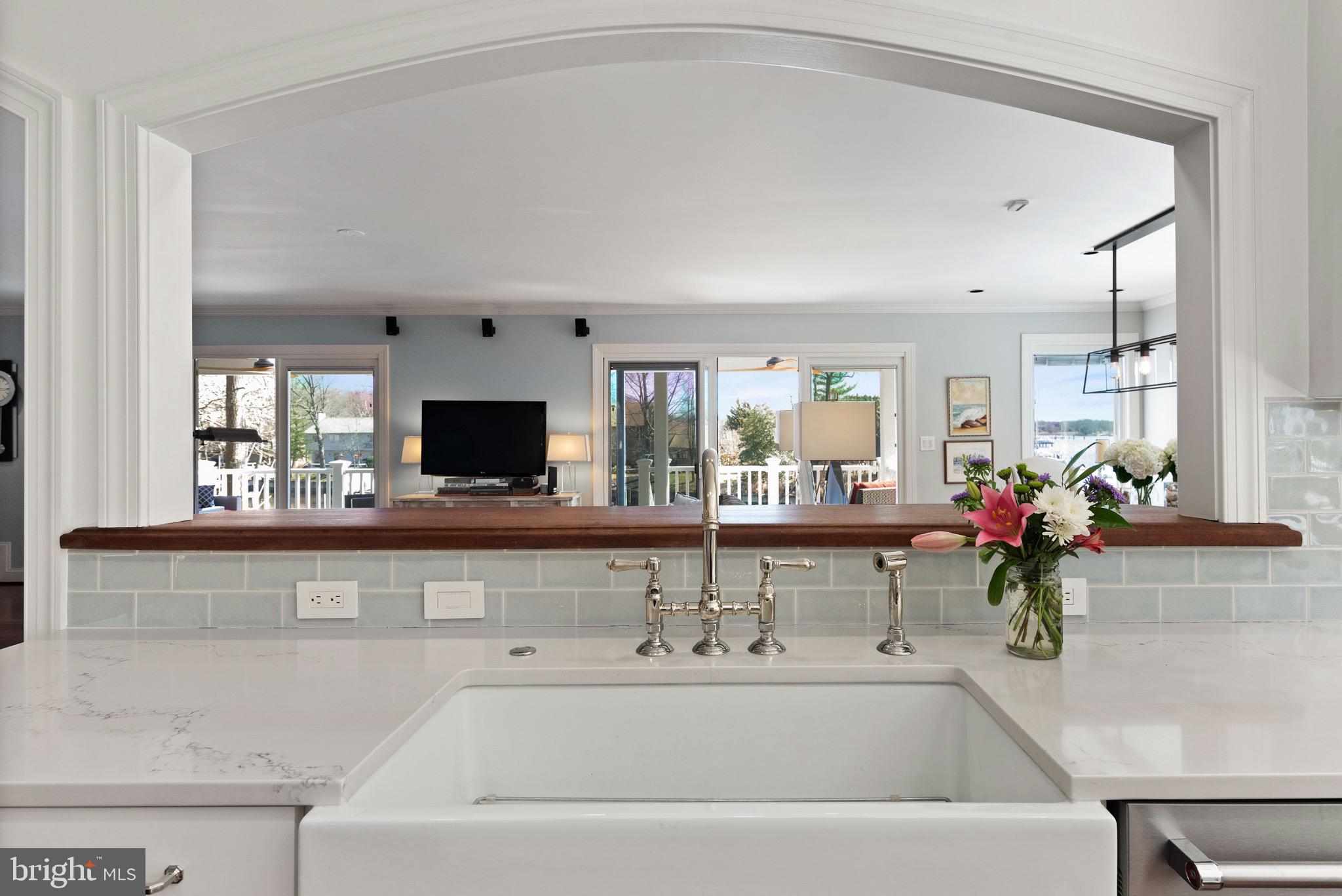 HILLSMERE SHORES - Residential