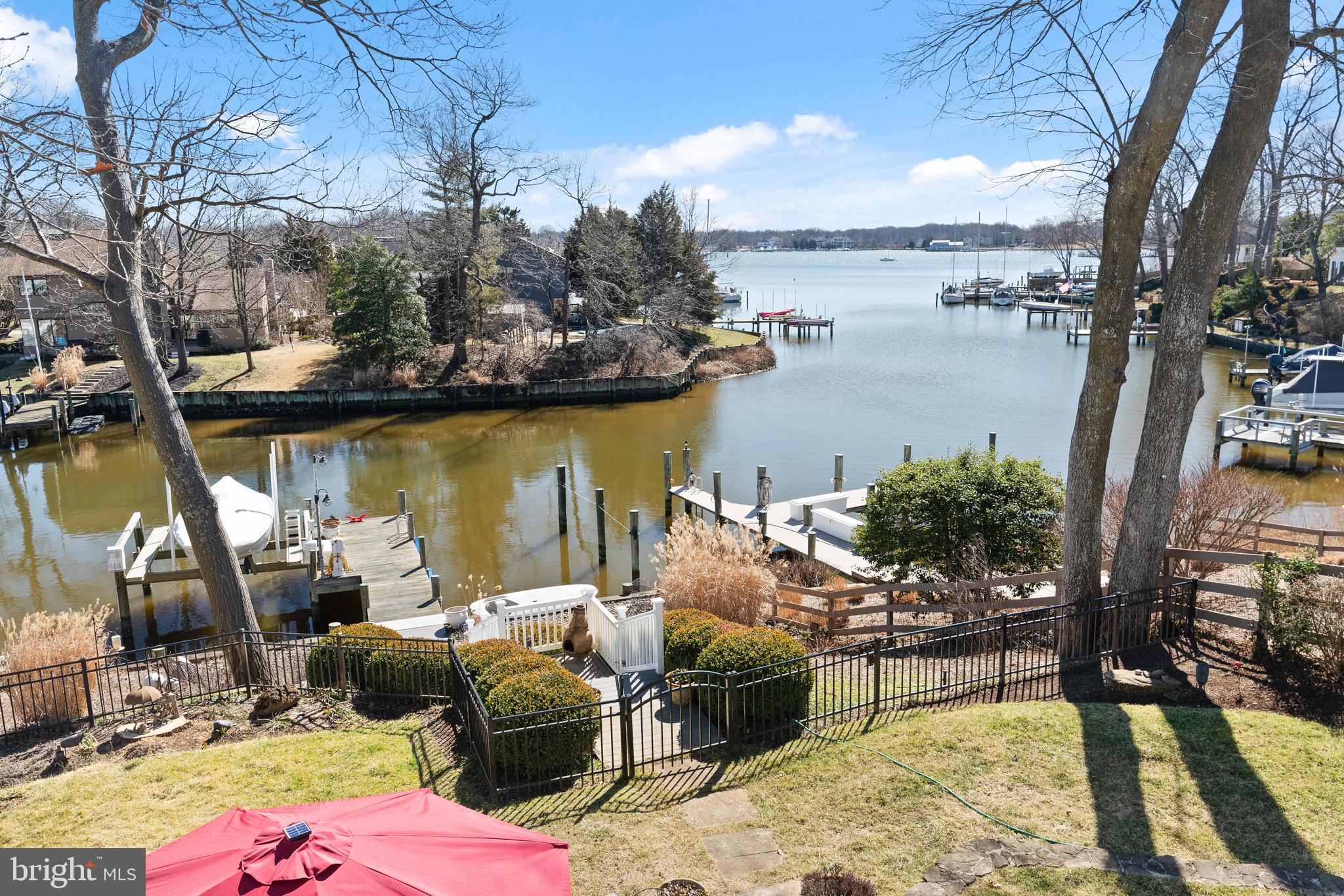 HILLSMERE SHORES - Residential