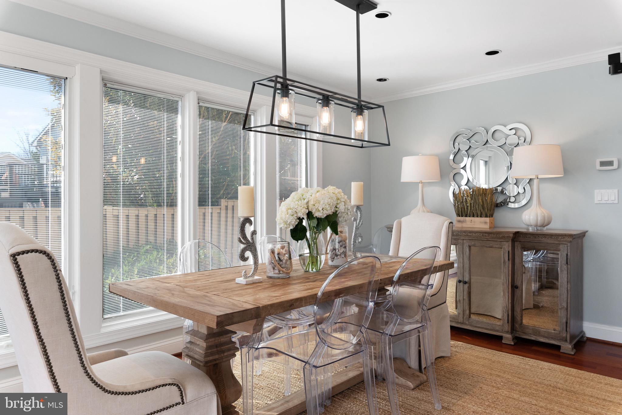 HILLSMERE SHORES - Residential