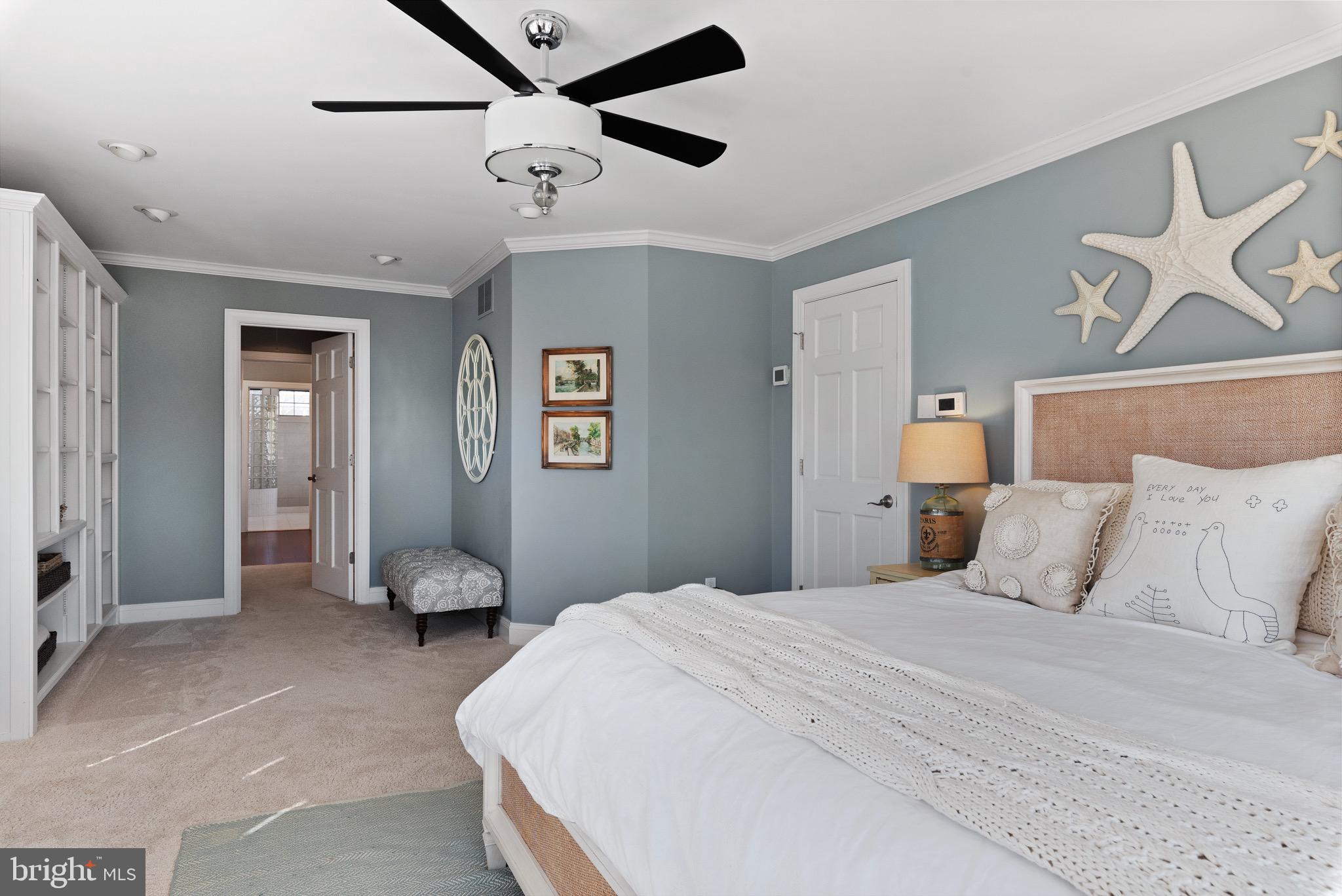 HILLSMERE SHORES - Residential