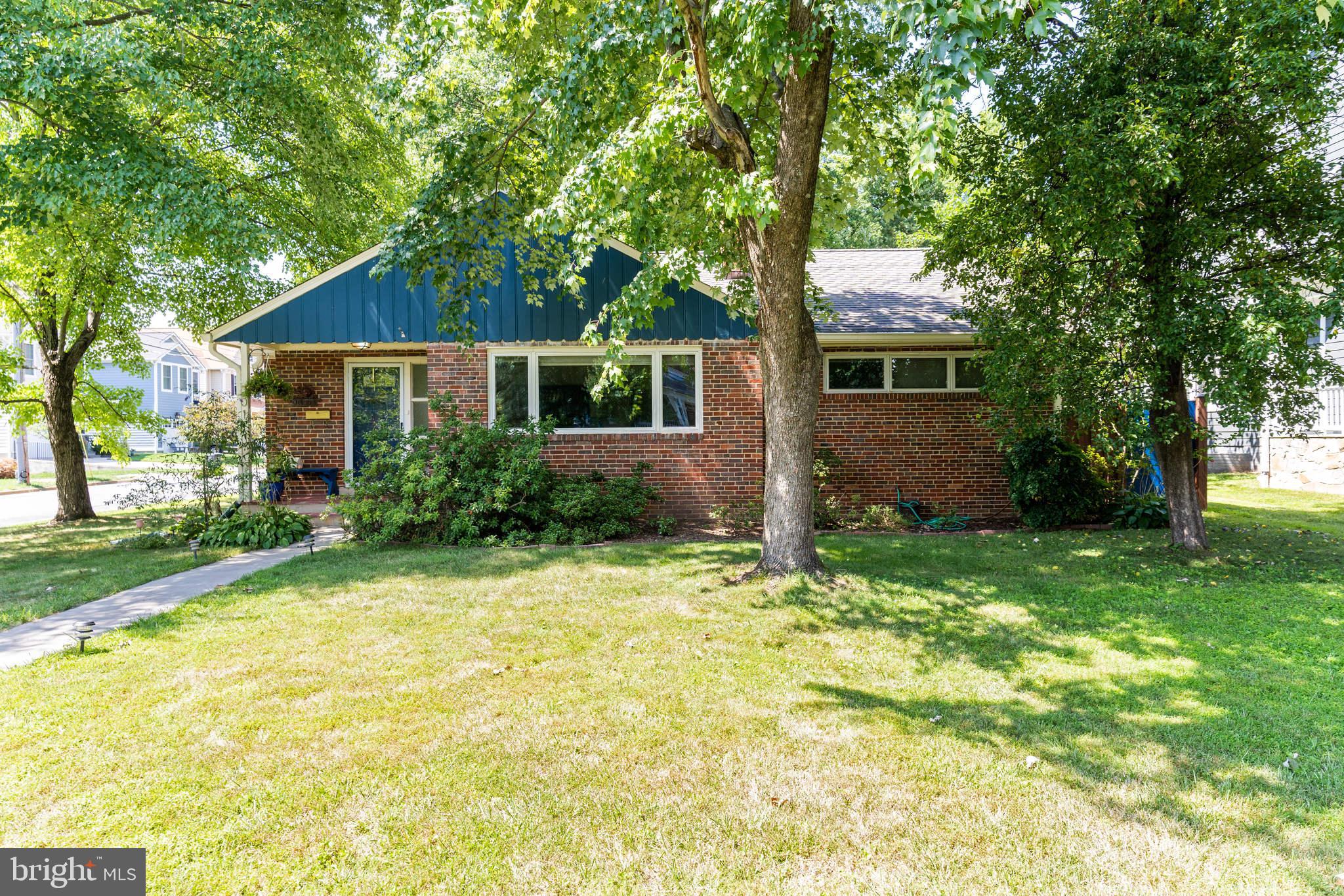 ELLISON HEIGHTS - Residential Lease