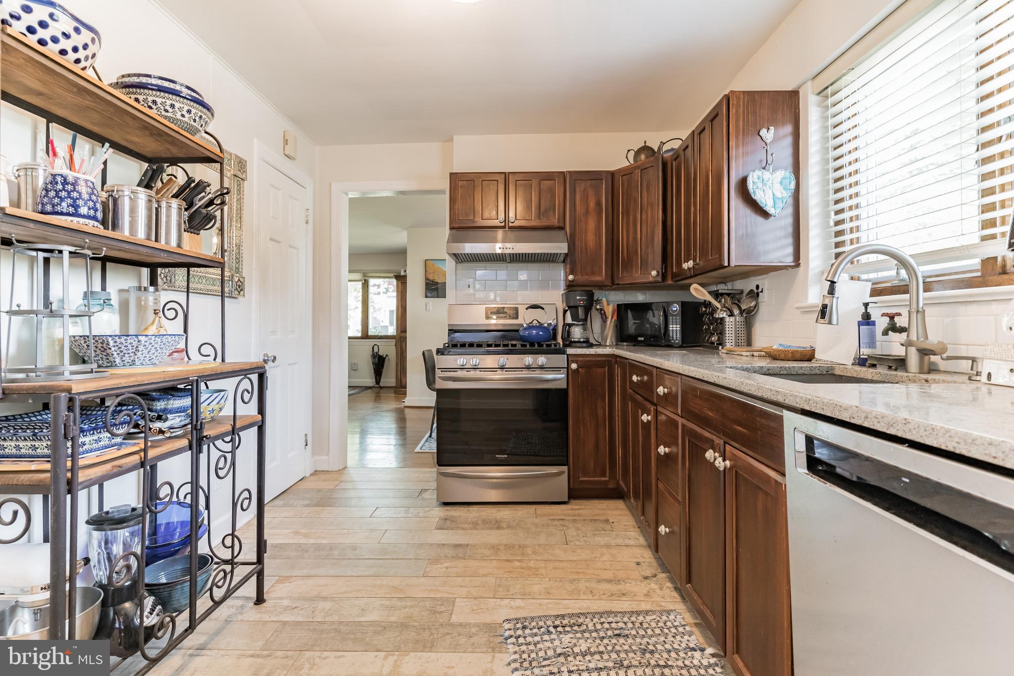 ELLISON HEIGHTS - Residential Lease