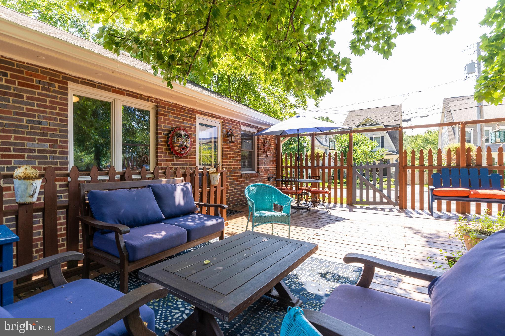 ELLISON HEIGHTS - Residential Lease