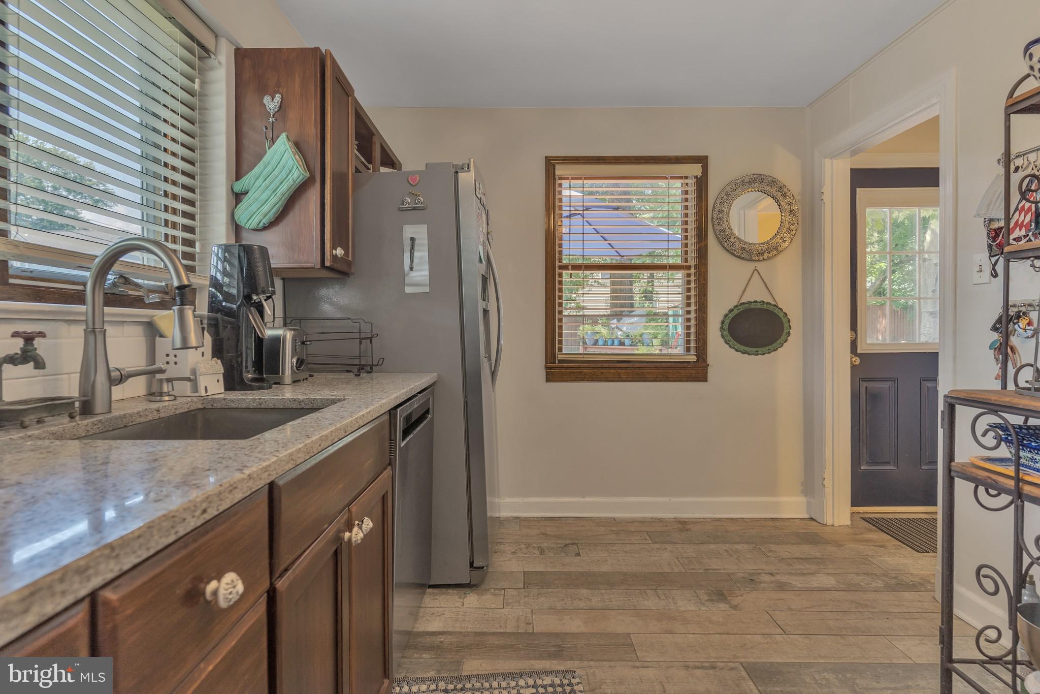 ELLISON HEIGHTS - Residential Lease