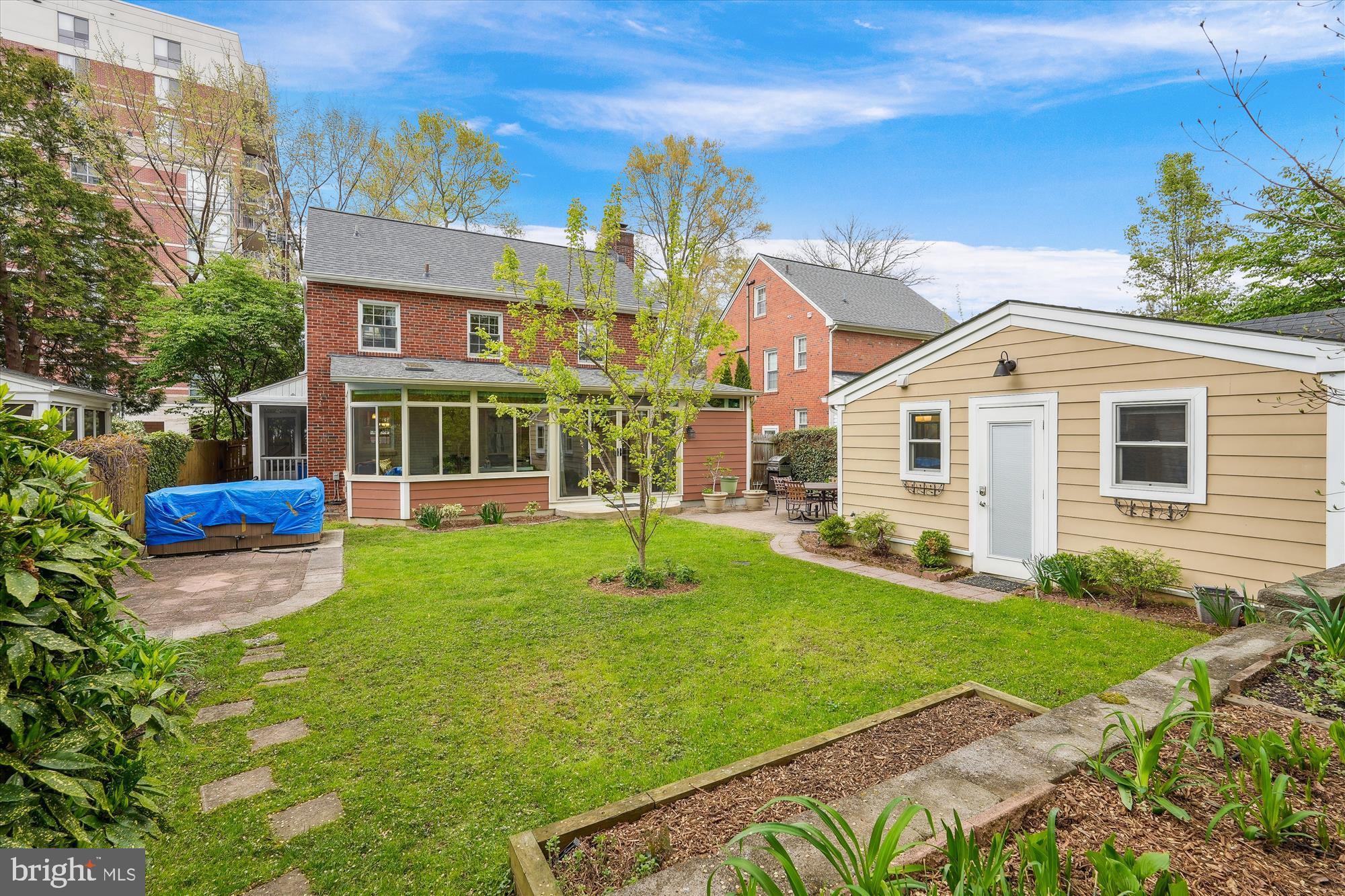 PT BETHESDA OUT RES 2 - Residential