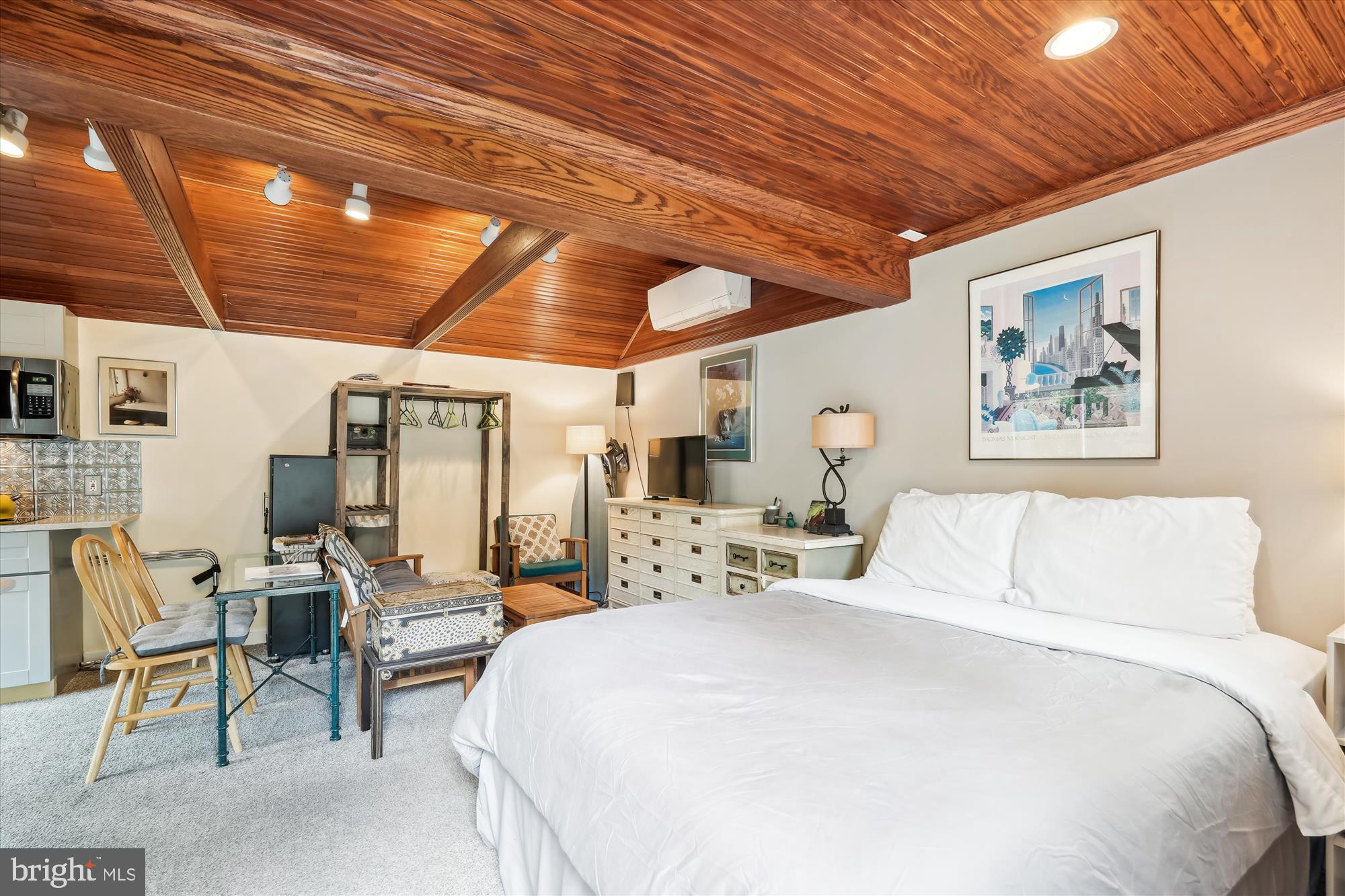 PT BETHESDA OUT RES 2 - Residential