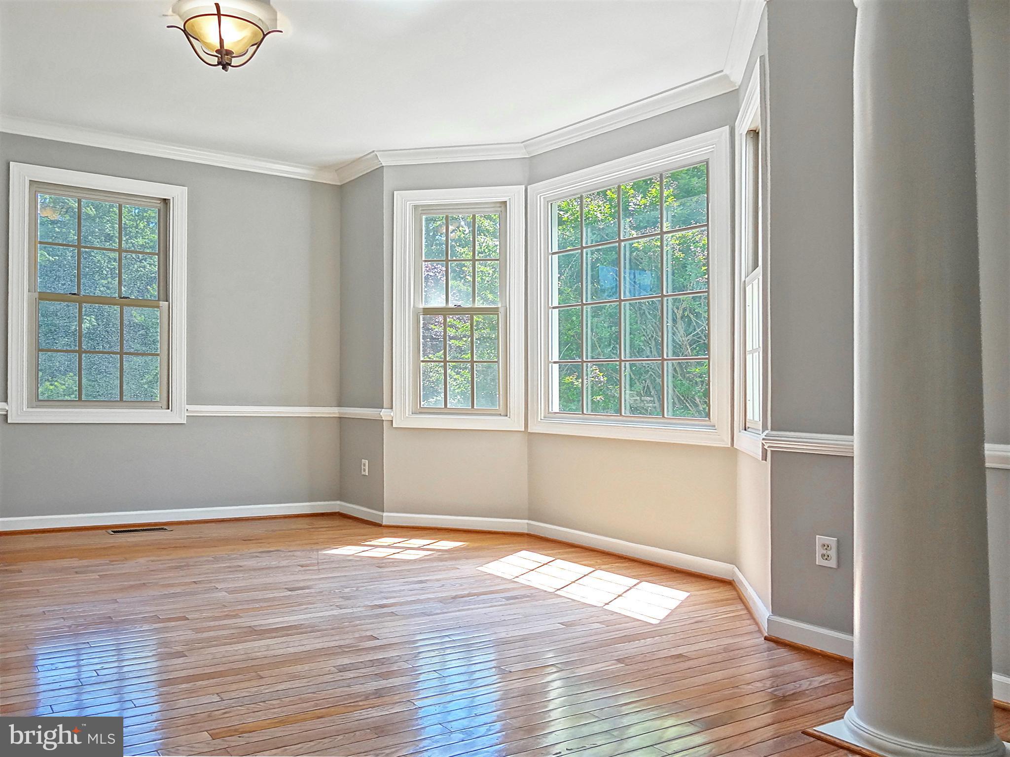 CHAPMAN FARM AT CROFTON - Residential