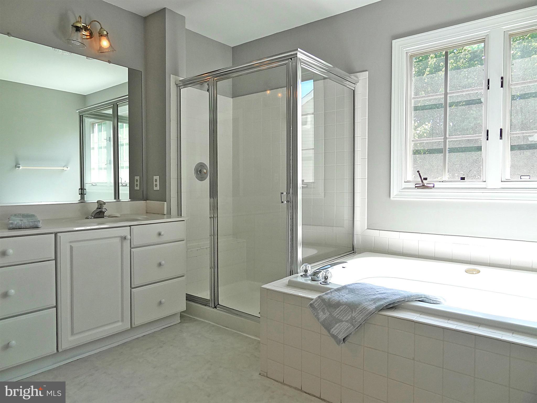 CHAPMAN FARM AT CROFTON - Residential