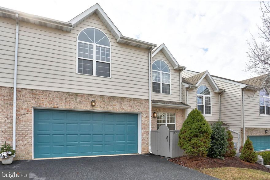 Spacious Townhome in the Hilltop community with opportunity for instant equity! First floor has living area with skylights, dining room and full bath. Second floor has 3 bedrooms-huge master with bathroom, and loft. Lower level is full of potential-just needs flooring and finishing touches. Plenty of storage area. Conveniently  located to Health Campus and shopping. Come, relax and enjoy the beautiful view right on your back deck!