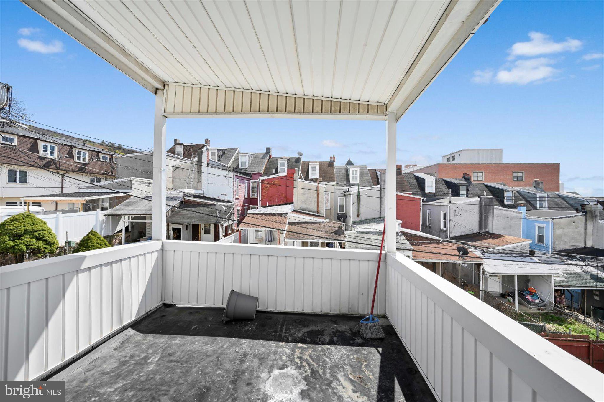 NORTHEAST READING - Residential