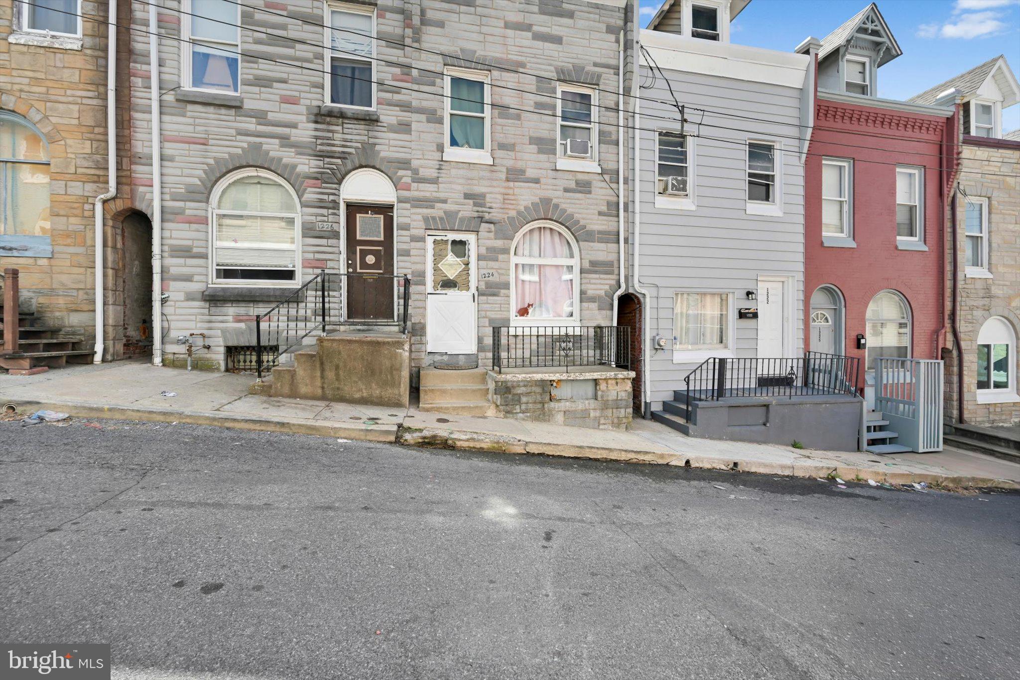 1224 FIDELITY STREET