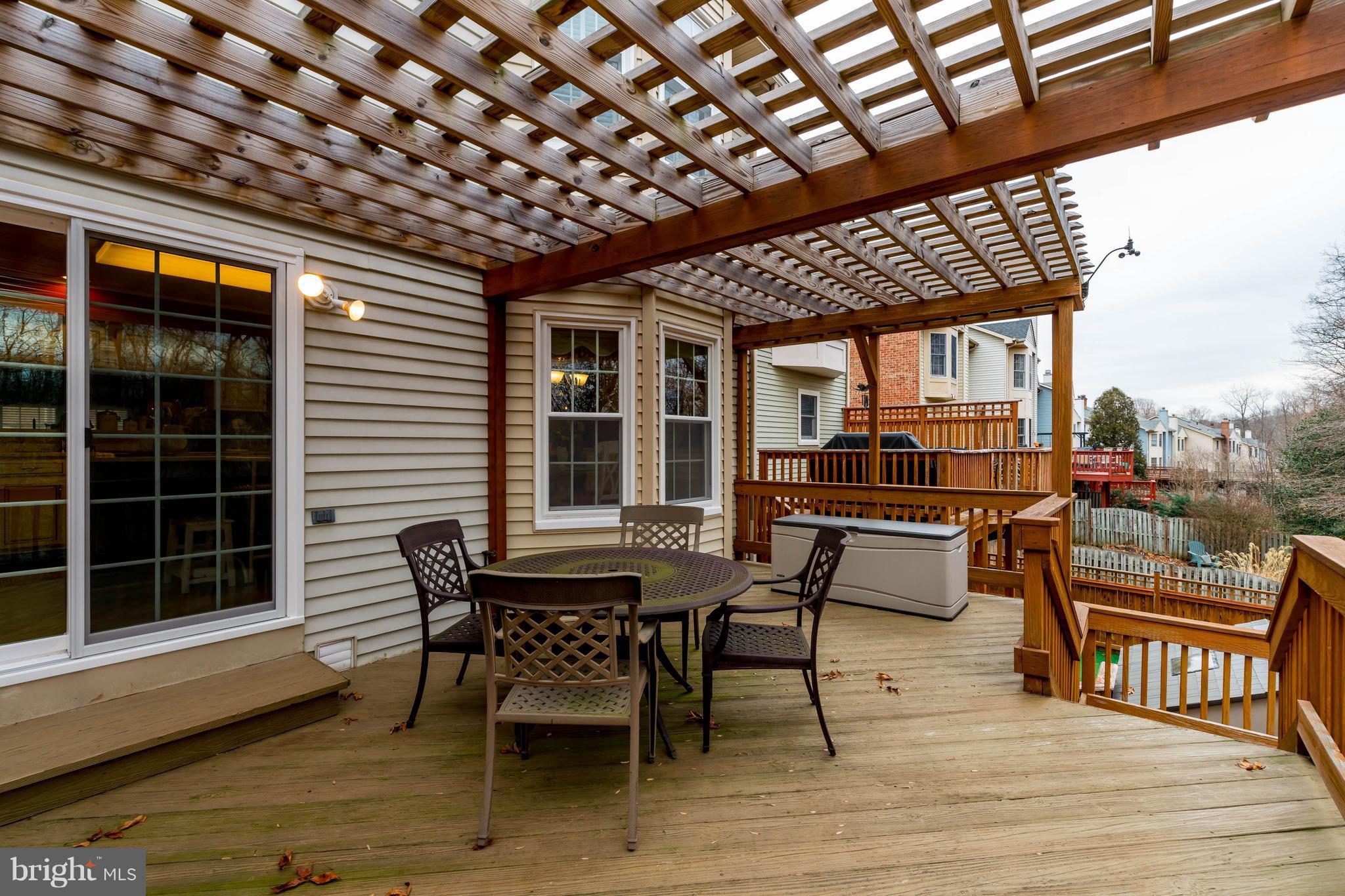 GREENSPRING EAST - Residential