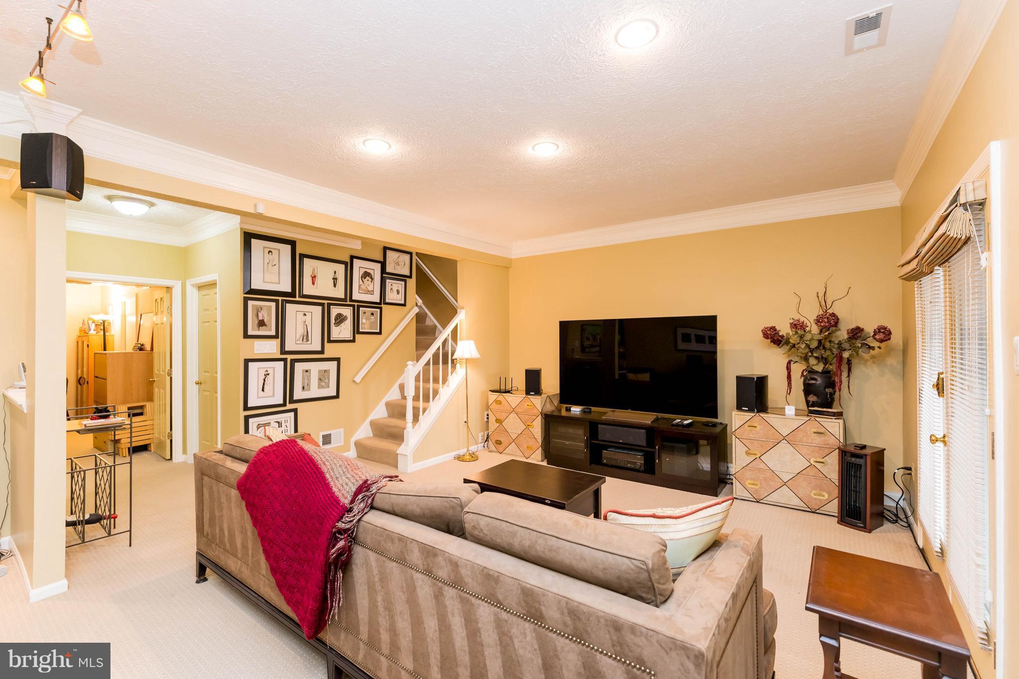 GREENSPRING EAST - Residential