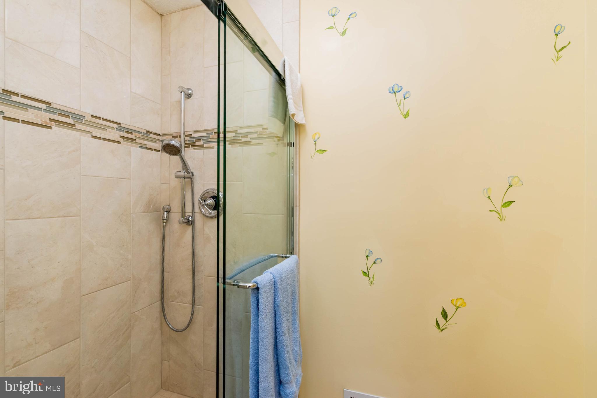 GREENSPRING EAST - Residential