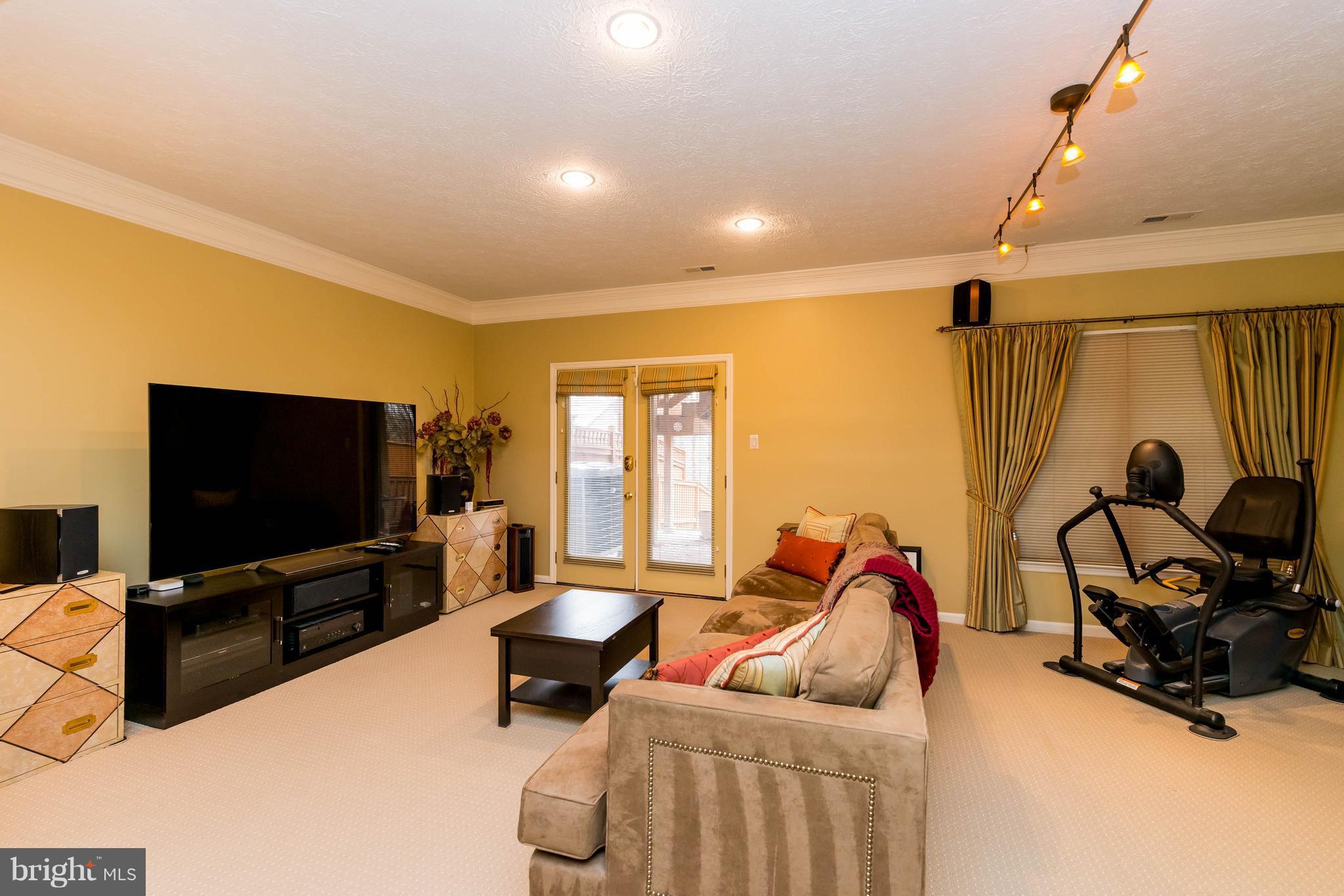 GREENSPRING EAST - Residential