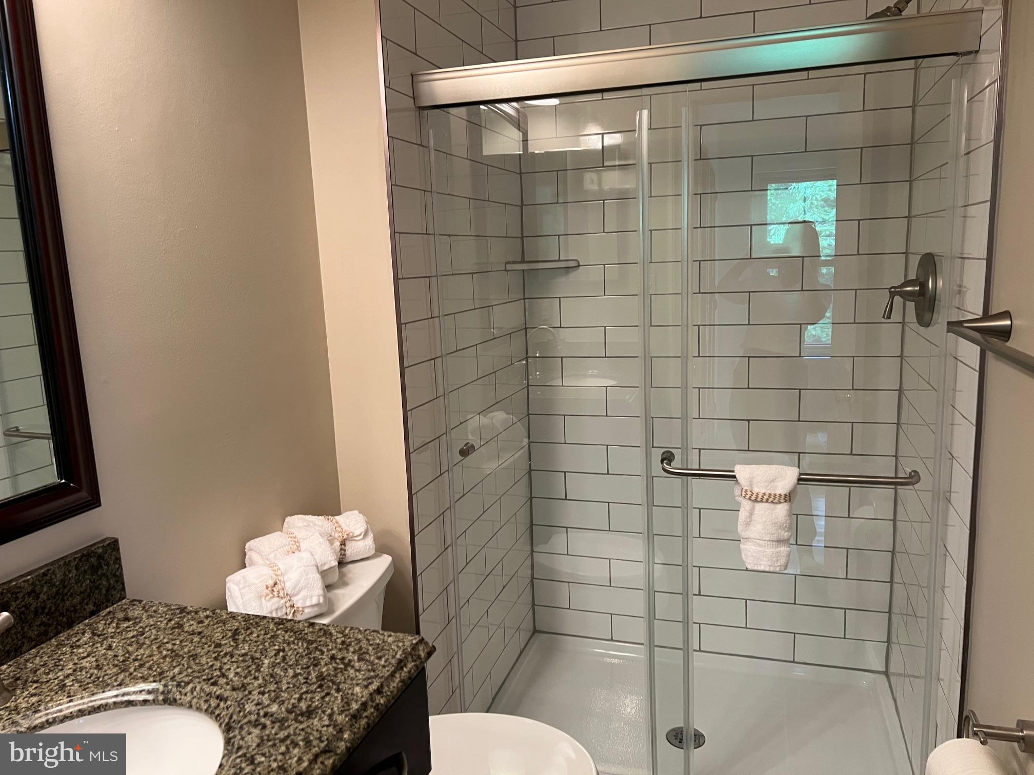 FRANKLIN FARM - Residential Lease