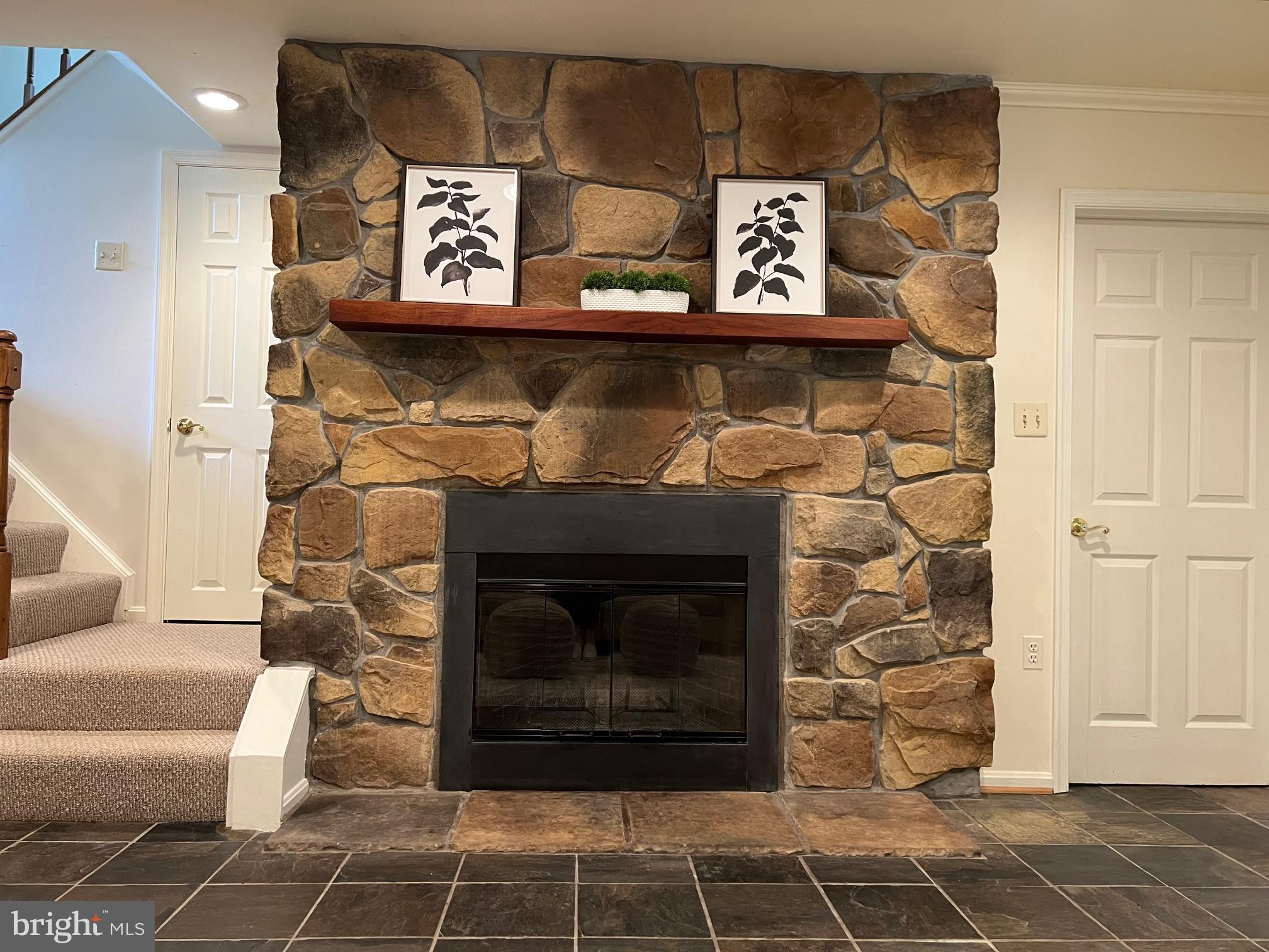 FRANKLIN FARM - Residential Lease