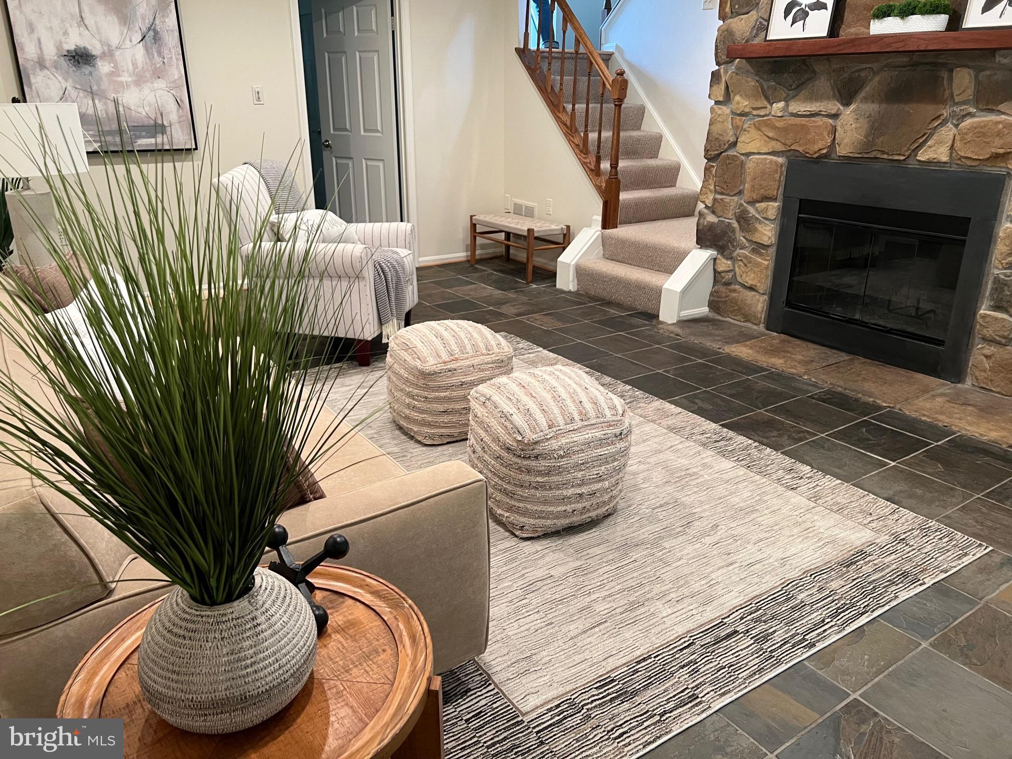 FRANKLIN FARM - Residential Lease