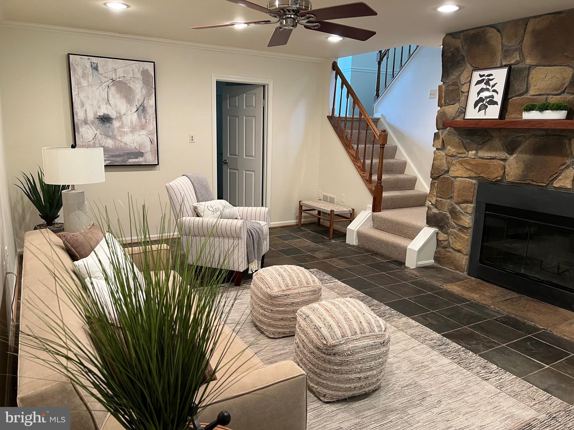 FRANKLIN FARM - Residential Lease