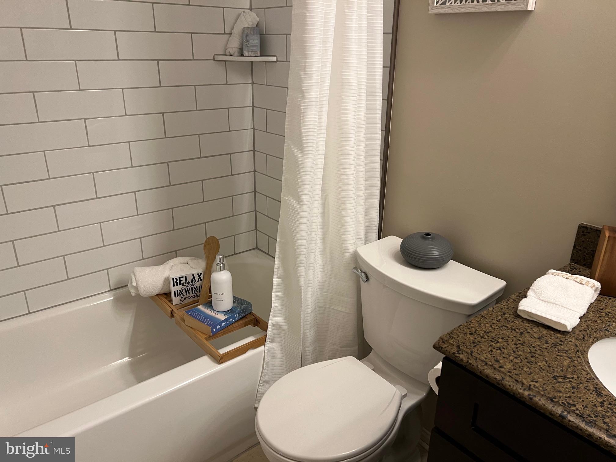 FRANKLIN FARM - Residential Lease